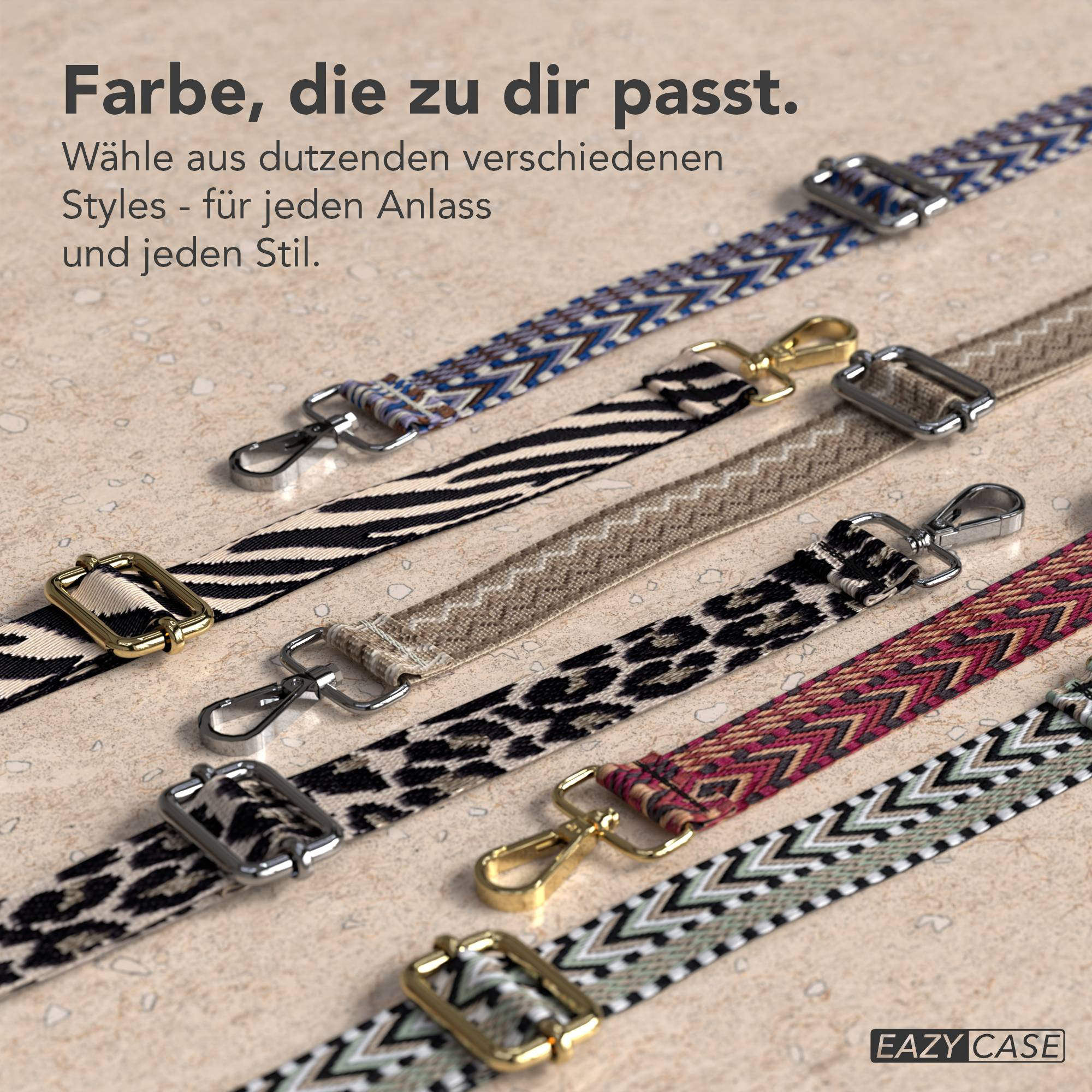 Mehrere gemusterte Riemen mit Metallverschlüssen auf strukturierter Oberfläche. Mit Text und Logo.