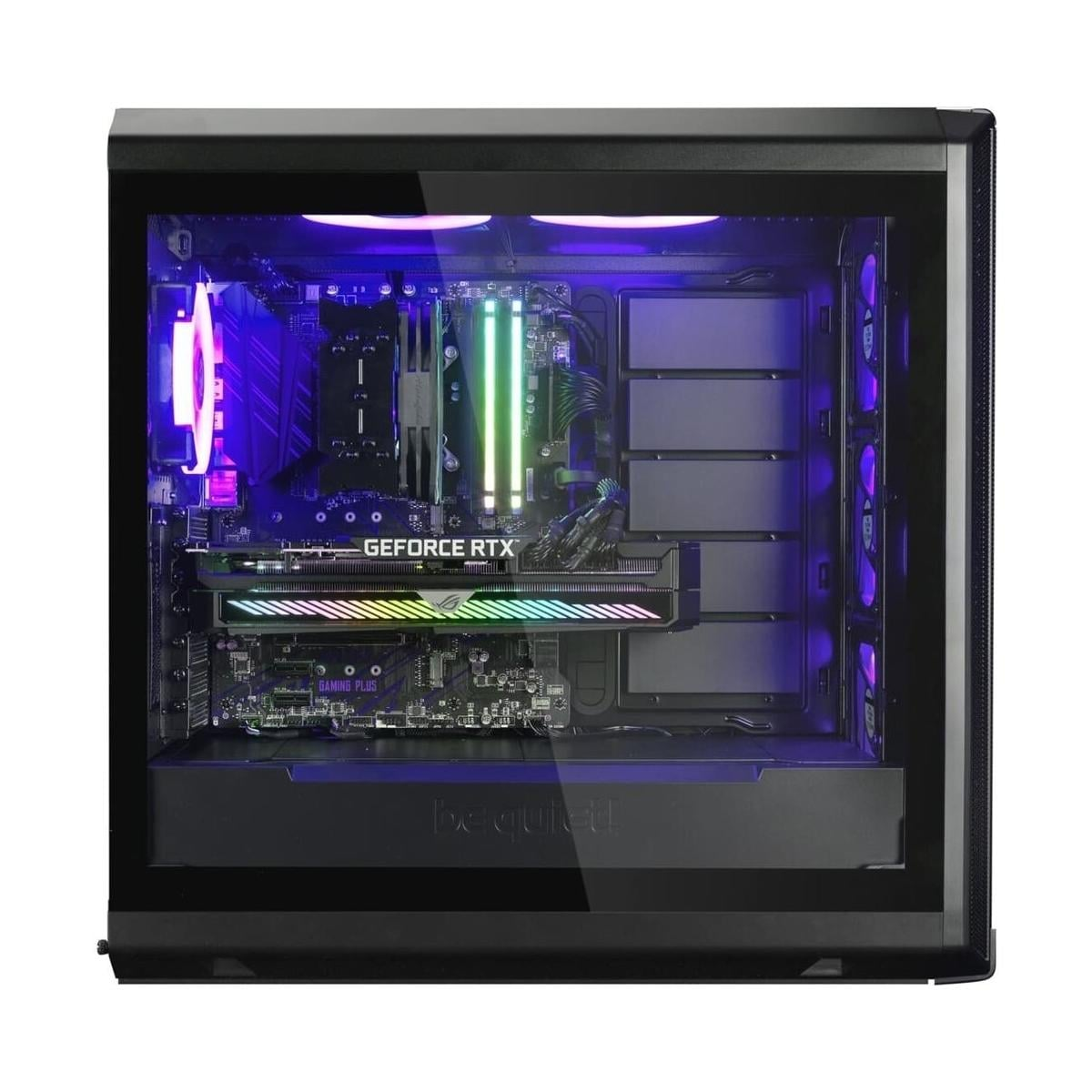 Ein Gaming-PC mit RGB-Beleuchtung, GeForce RTX-Grafikkarte und klarem Seitenteil.
