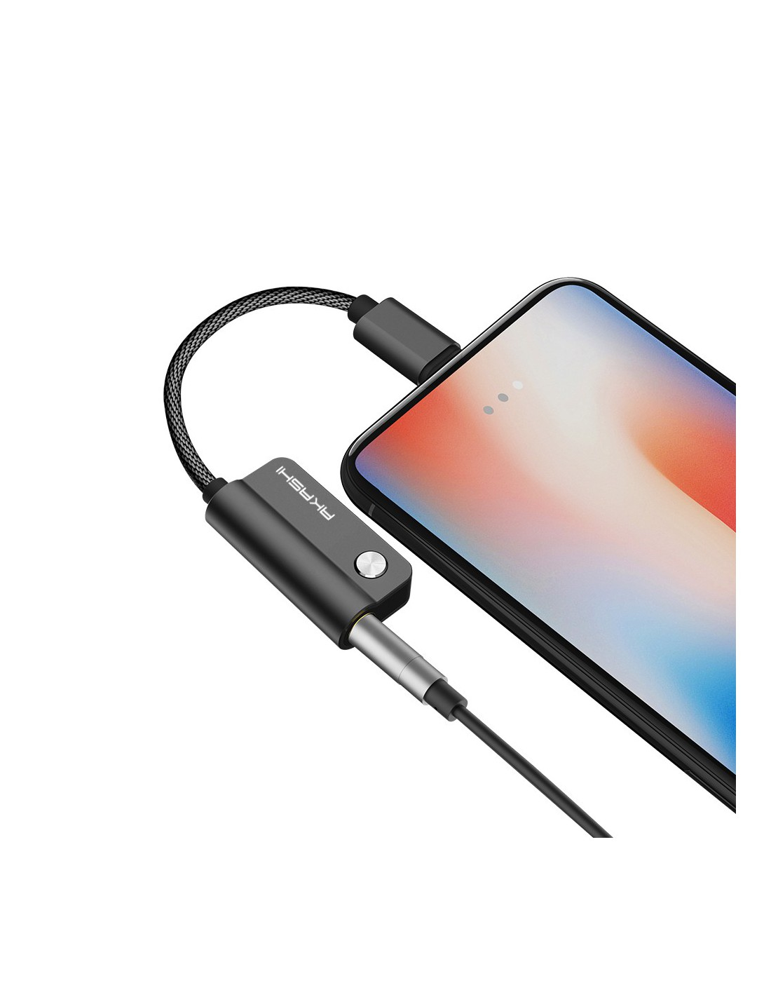Adaptateur audio USB-C vers 3,5 mm noir connecté à un smartphone.