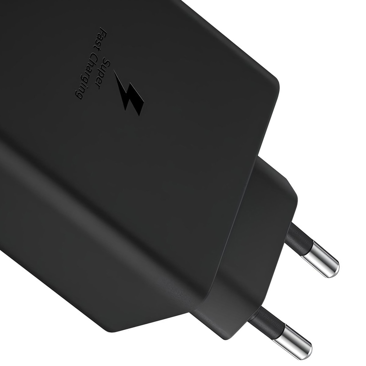Black charger with lightning bolt symbol and 'Super Fast Charging' text.