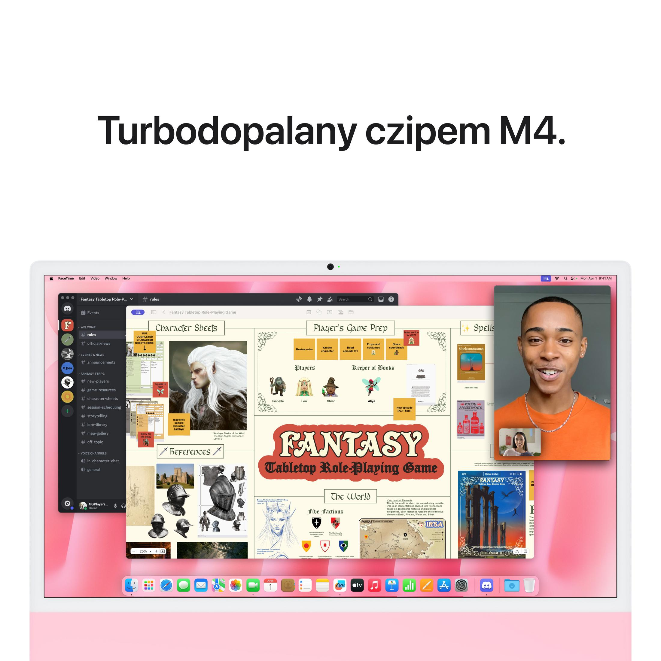 Un uomo parla in una videochiamata mentre sul suo laptop viene visualizzato un gioco di ruolo.