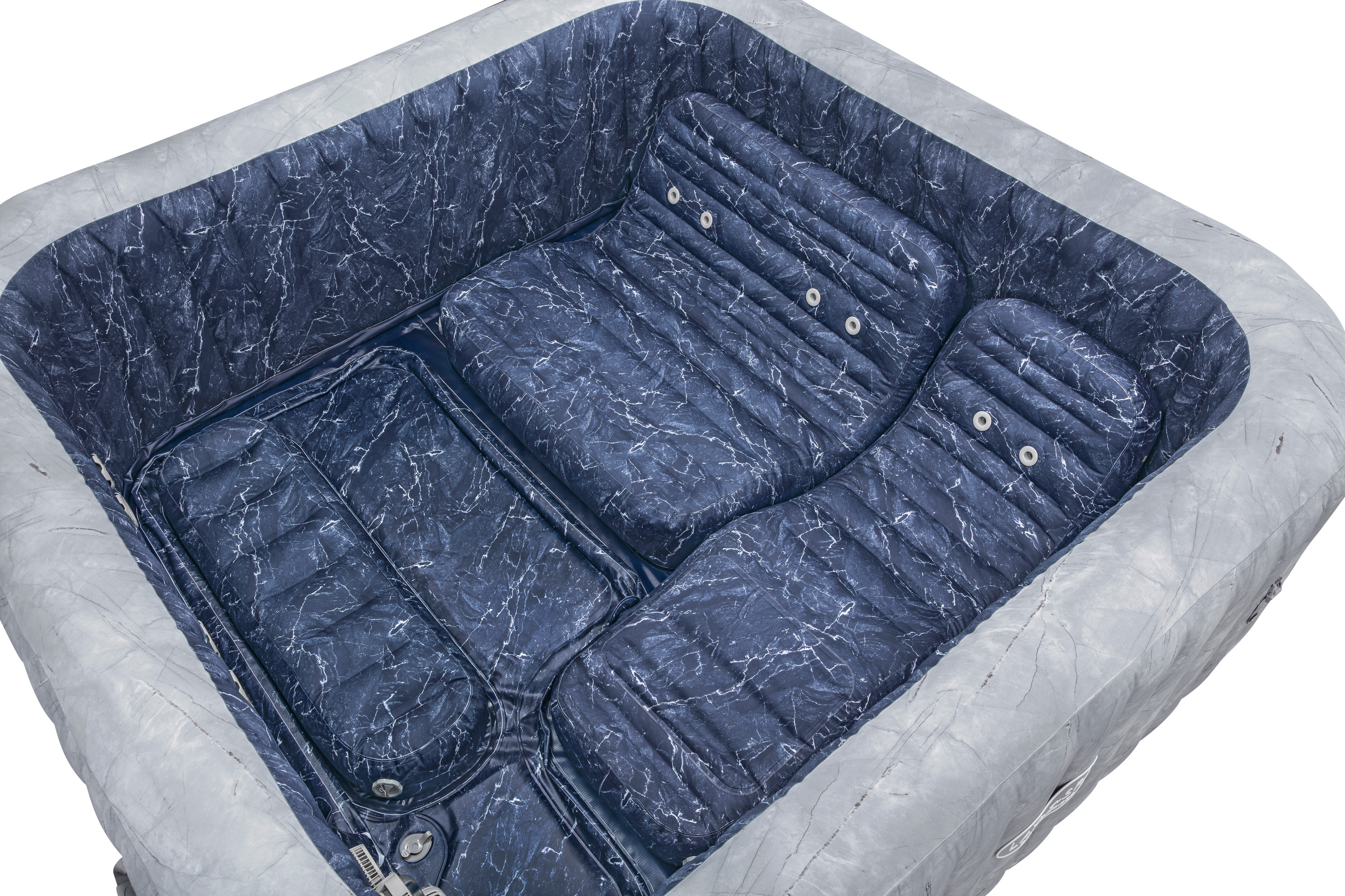 Aufblasbarer Whirlpool mit Marmormuster und gepolsterten Sitzen.