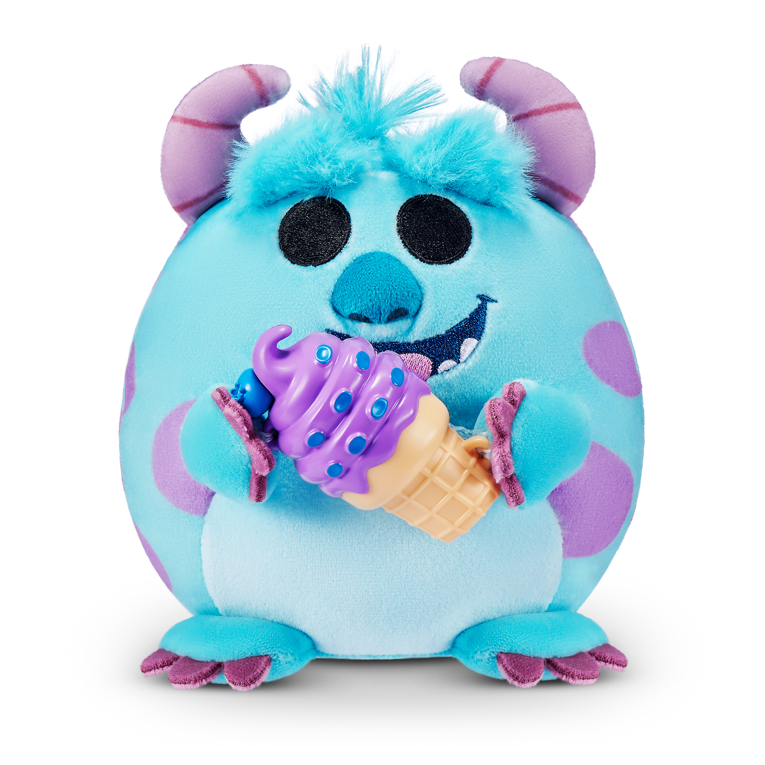 Un Sulley de peluche azul con manchas moradas sostiene un cono de helado.