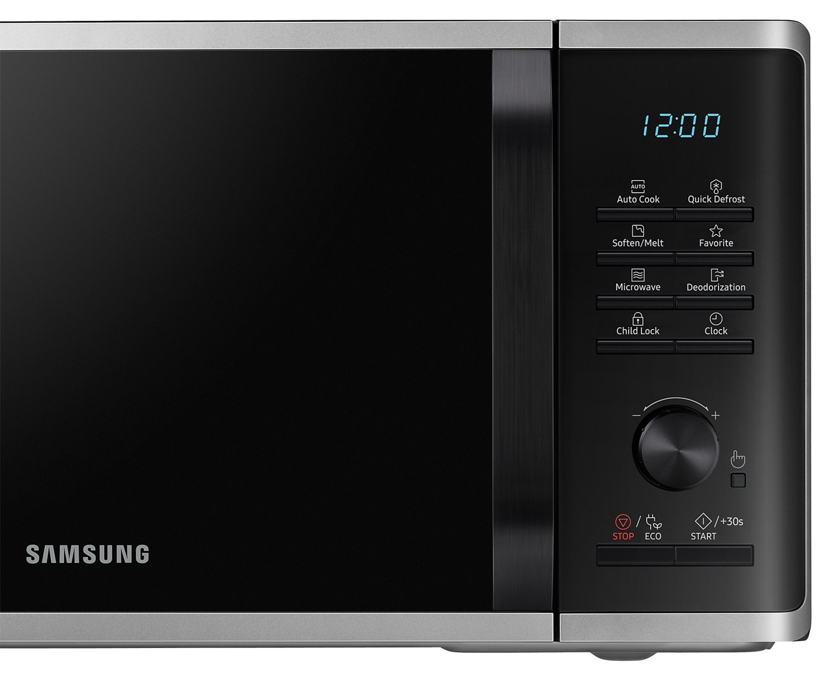 Un moderno forno a microonde Samsung nero con display digitale e pannello di controllo.
