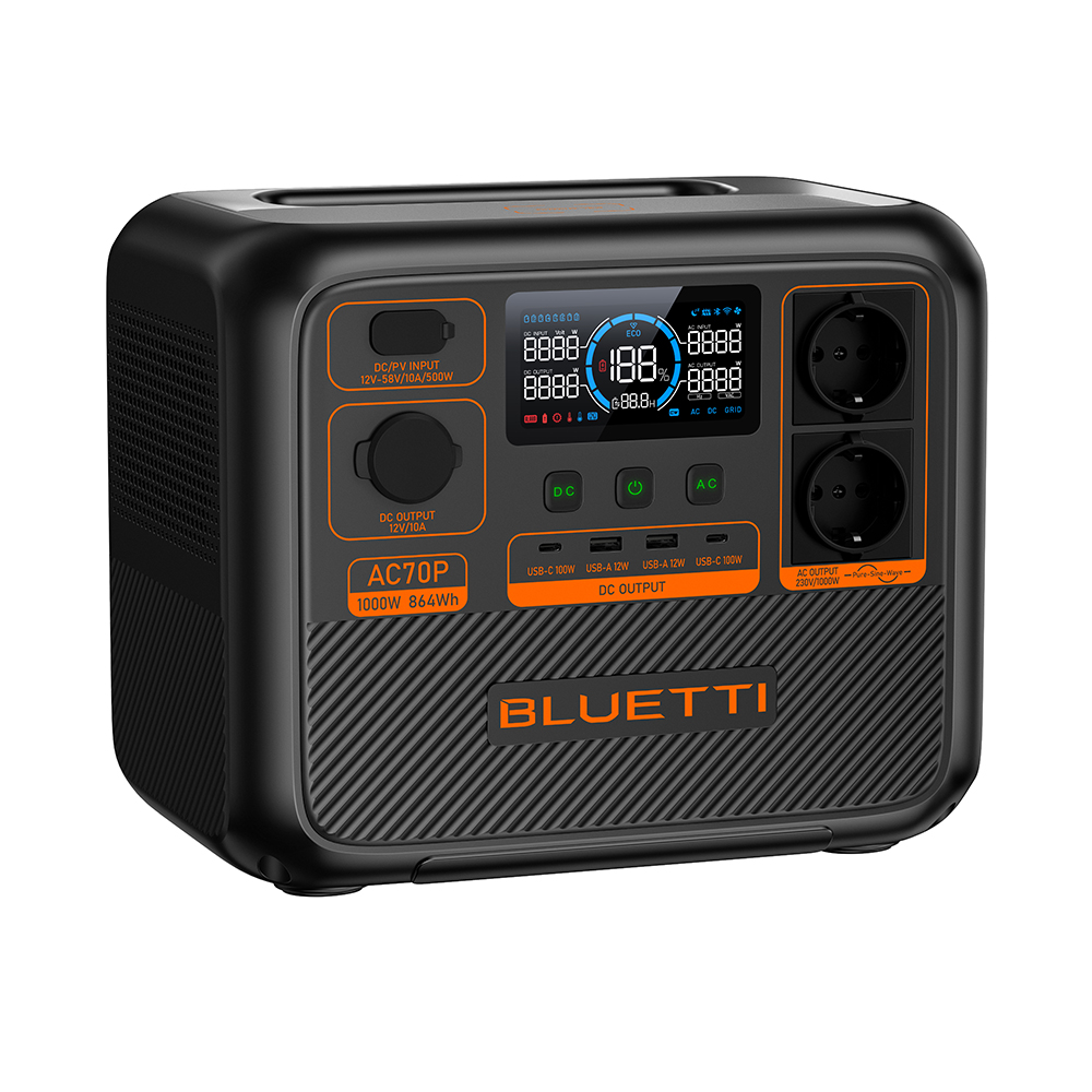 Estación de energía BLUETTI AC70P negra con pantallas digitales, puertos y logo.