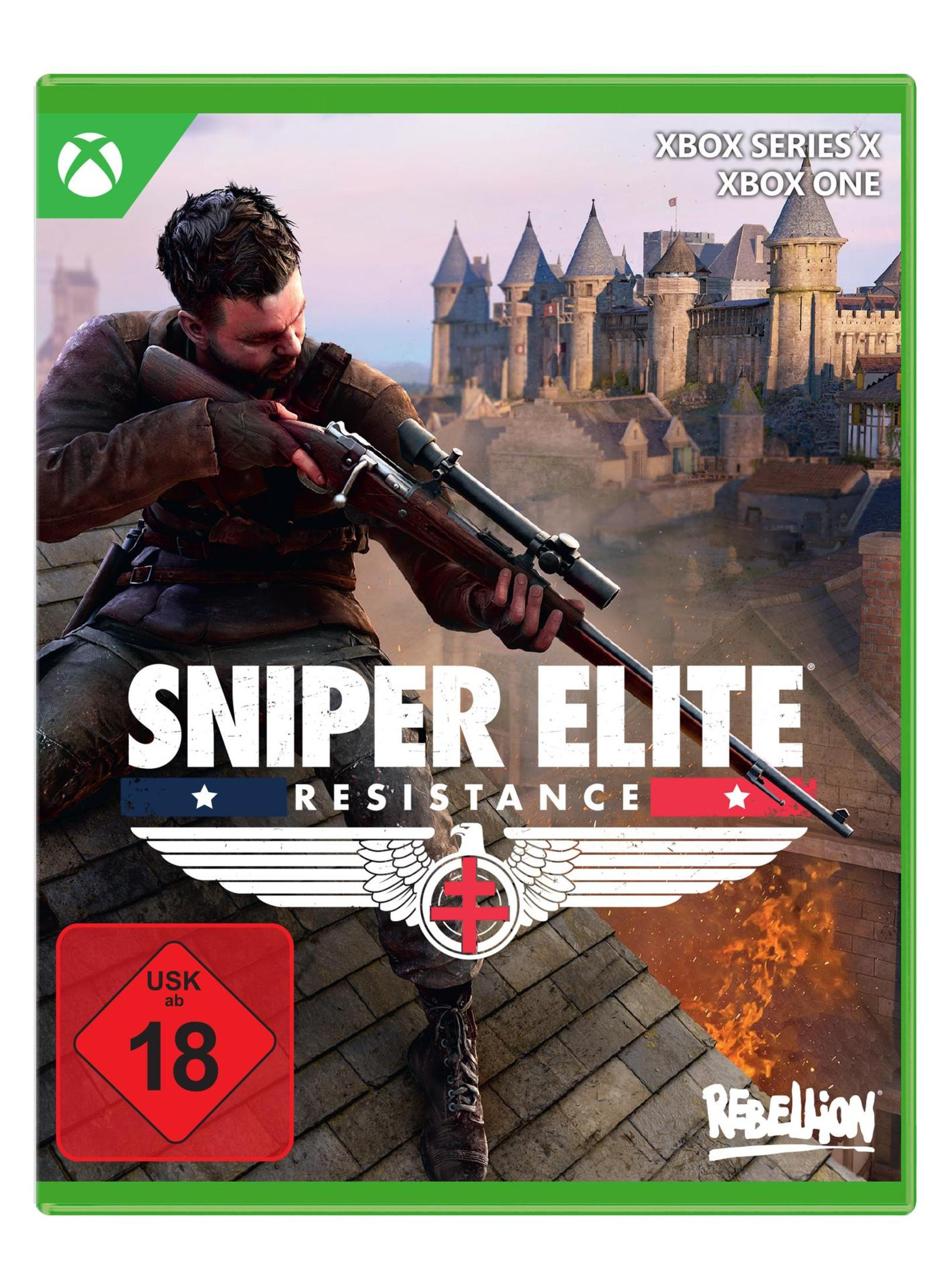 Ein Scharfschütze zielt mit einem Gewehr auf einem Dach, Burg im Hintergrund.