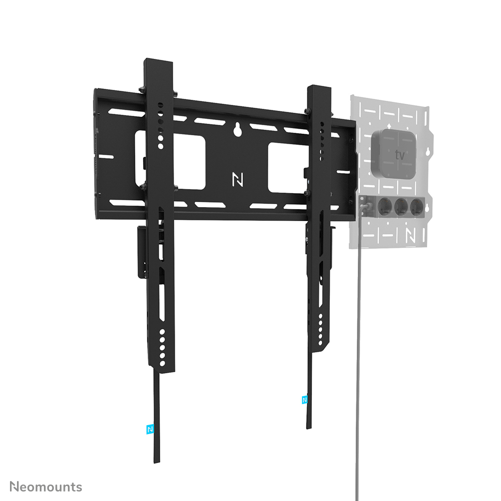 Supporto da parete TV nero con bracci regolabili e adattatore gestione cavi.