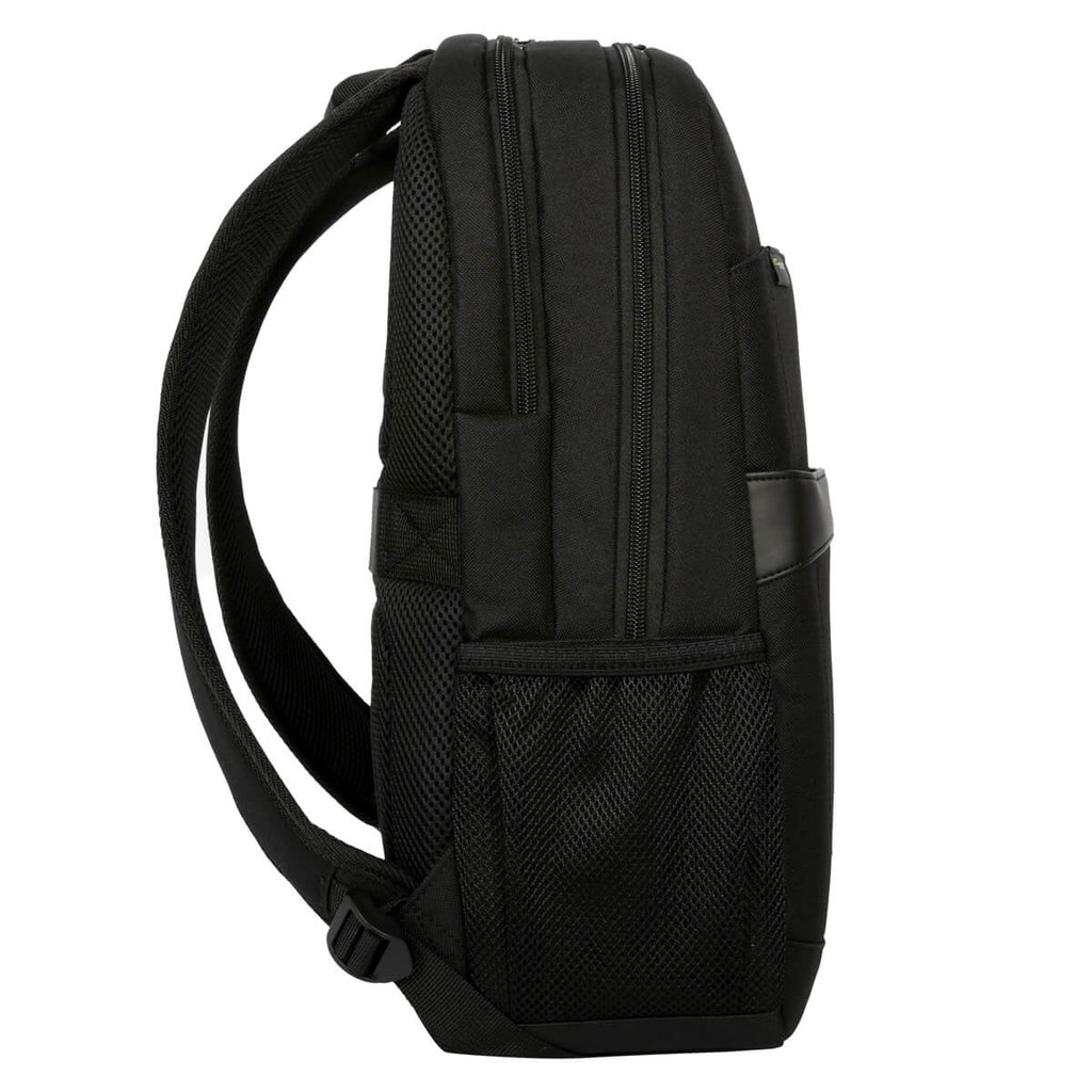 Zaino nero con spallacci imbottiti e tasche laterali in rete.