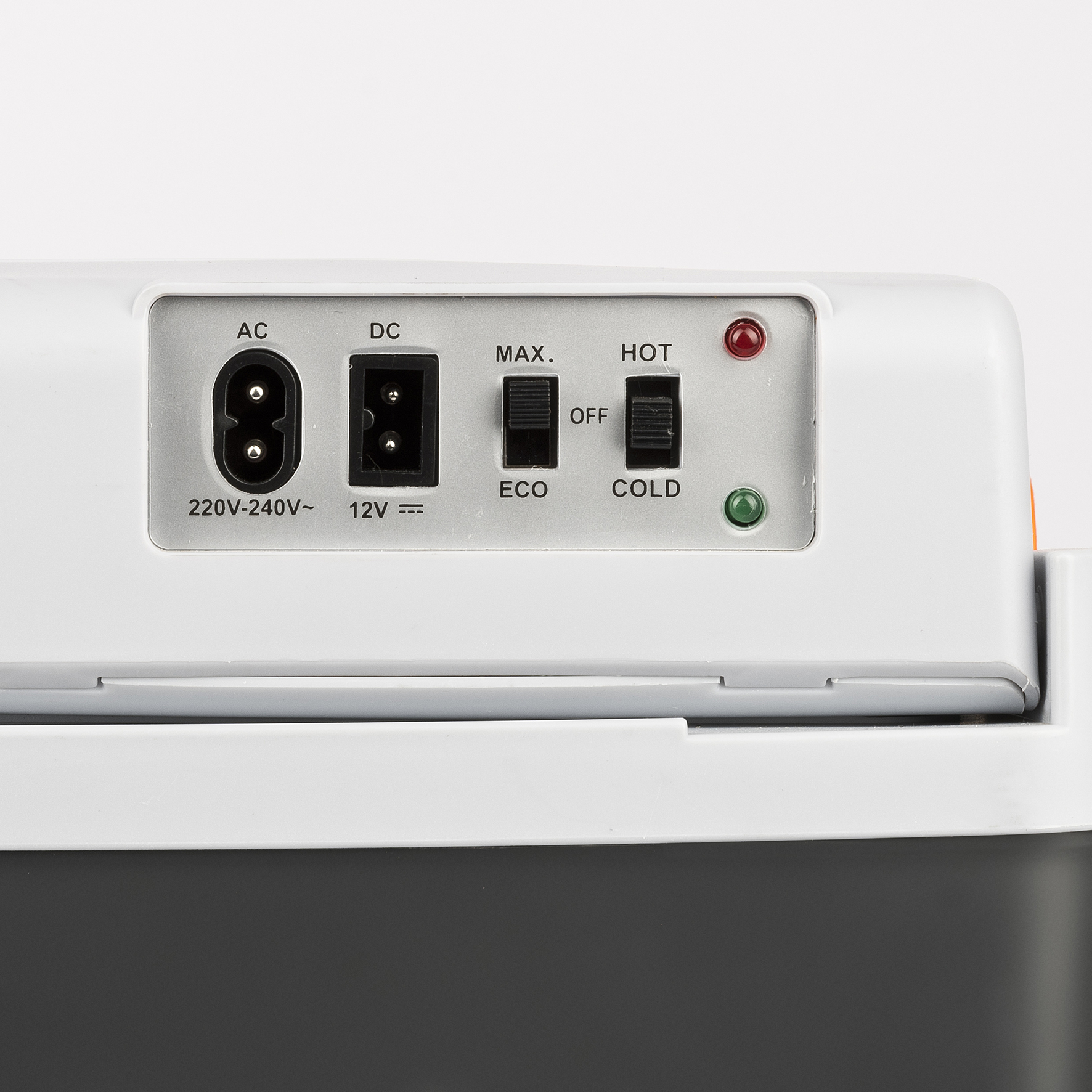 Bedieningspaneel met AC/DC-poorten, Max/Eco/Off en Hot/Cold schakelaars, en indicatielampjes.