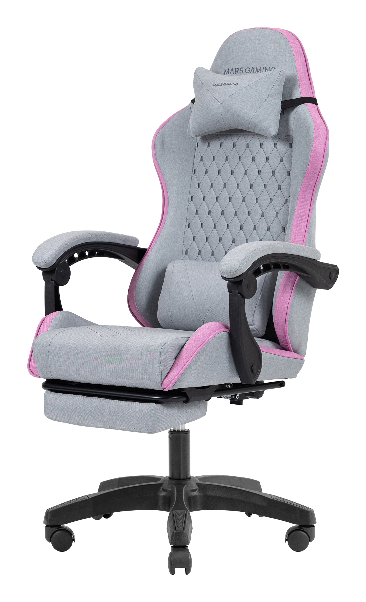 Una silla gamer gris con detalles rosas y reposabrazos ajustables.