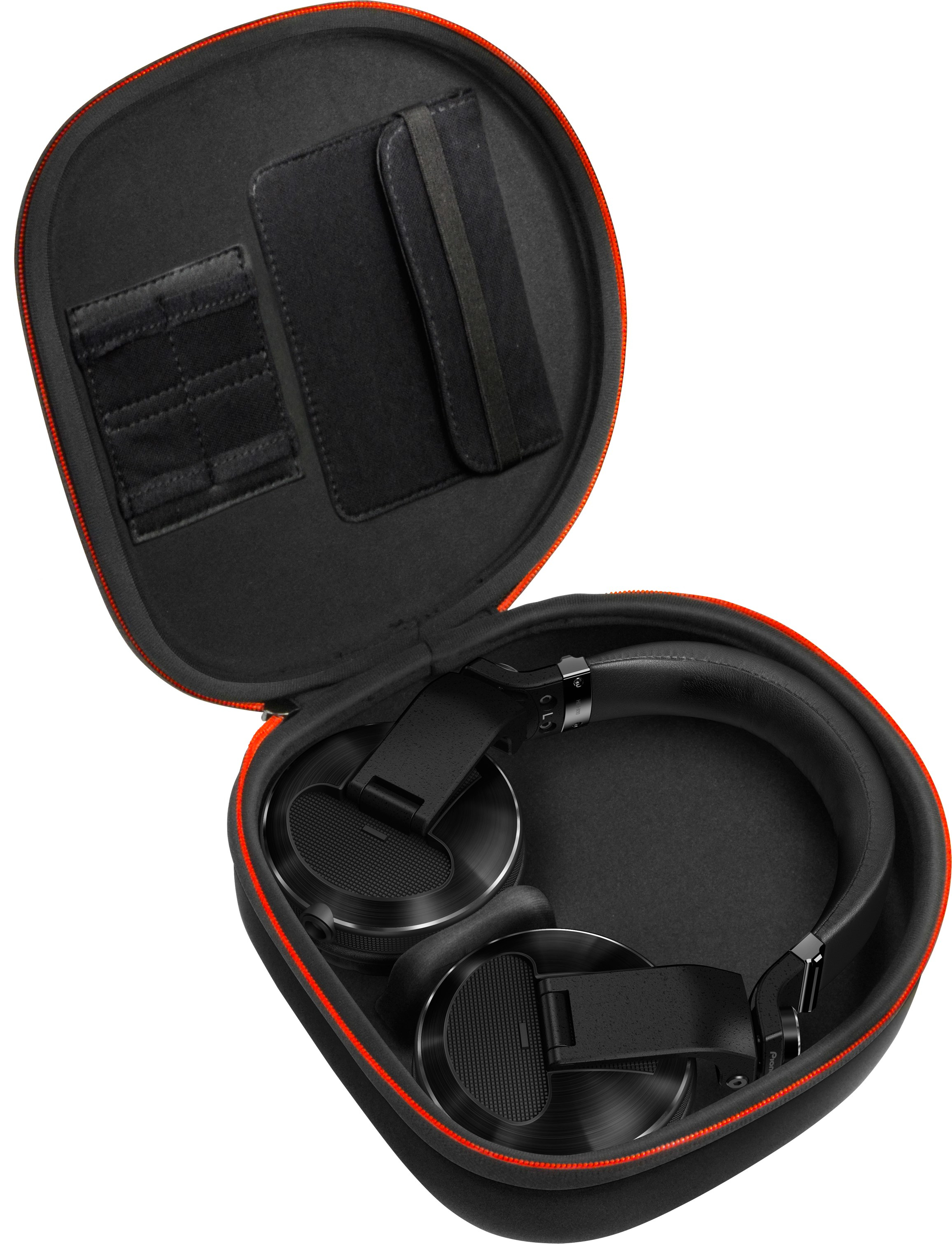 Auriculares negros con cremallera roja en un estuche negro abierto con compartimentos.