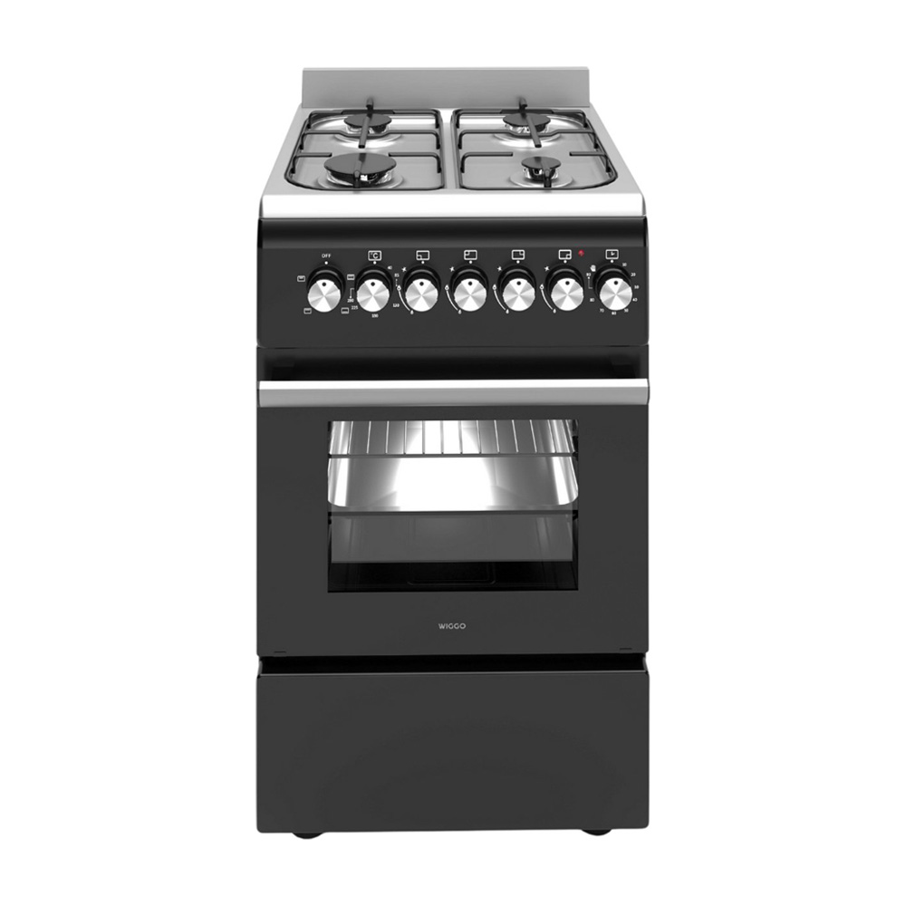 Een zwarte gasfornuis met vier branders boven en een oven eronder.