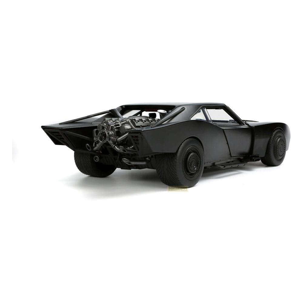 Schwarzer Batman-Tumbler mit freiliegendem Motor und breiten Hinterreifen.