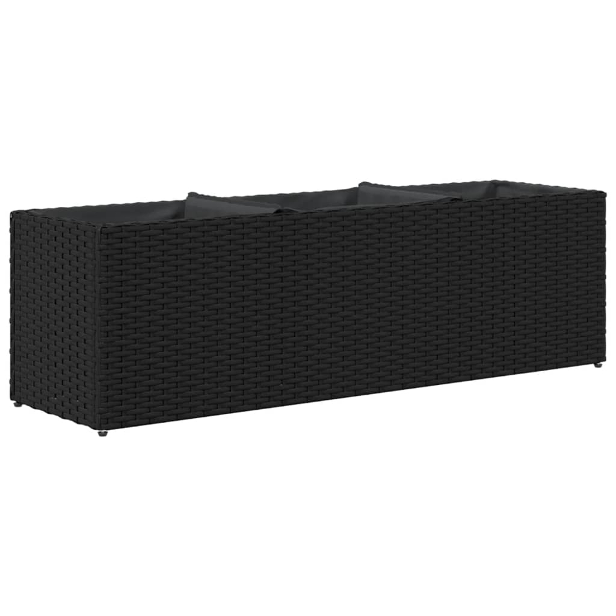 Fioriera rettangolare nera in rattan con tre inserti.