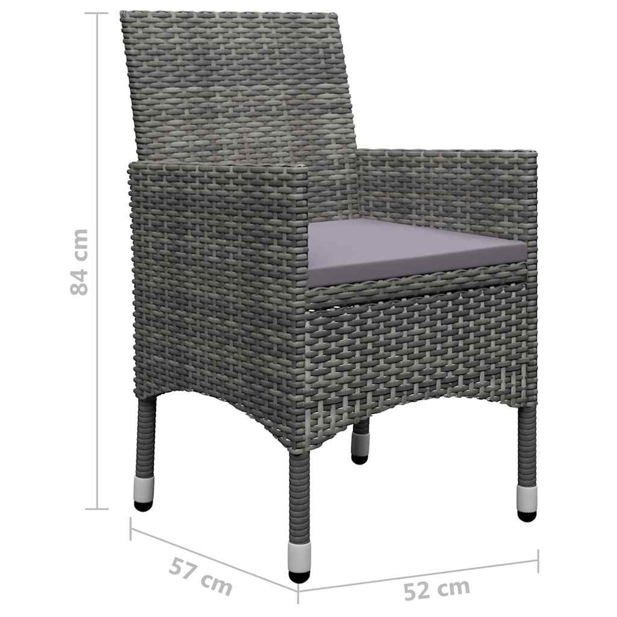 Sedia in rattan grigio con cuscino. Dimensioni 84x57x52 cm.