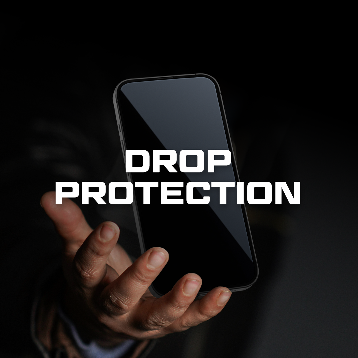 Dłoń trzyma smartfon z napisem "DROP PROTECTION".
