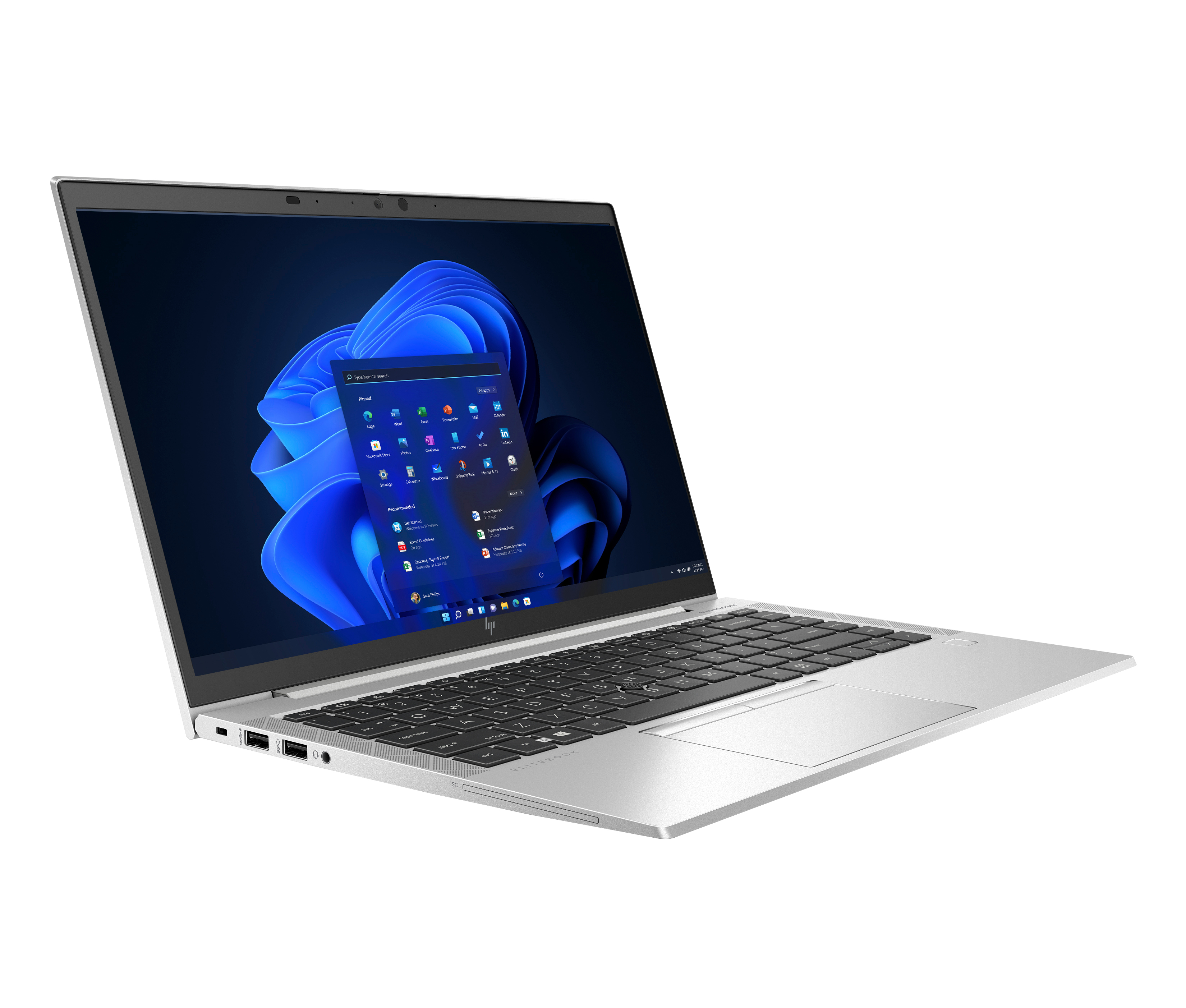 Een zilveren laptop met ingeschakeld scherm, waarop het Windows 11-menu wordt weergegeven.