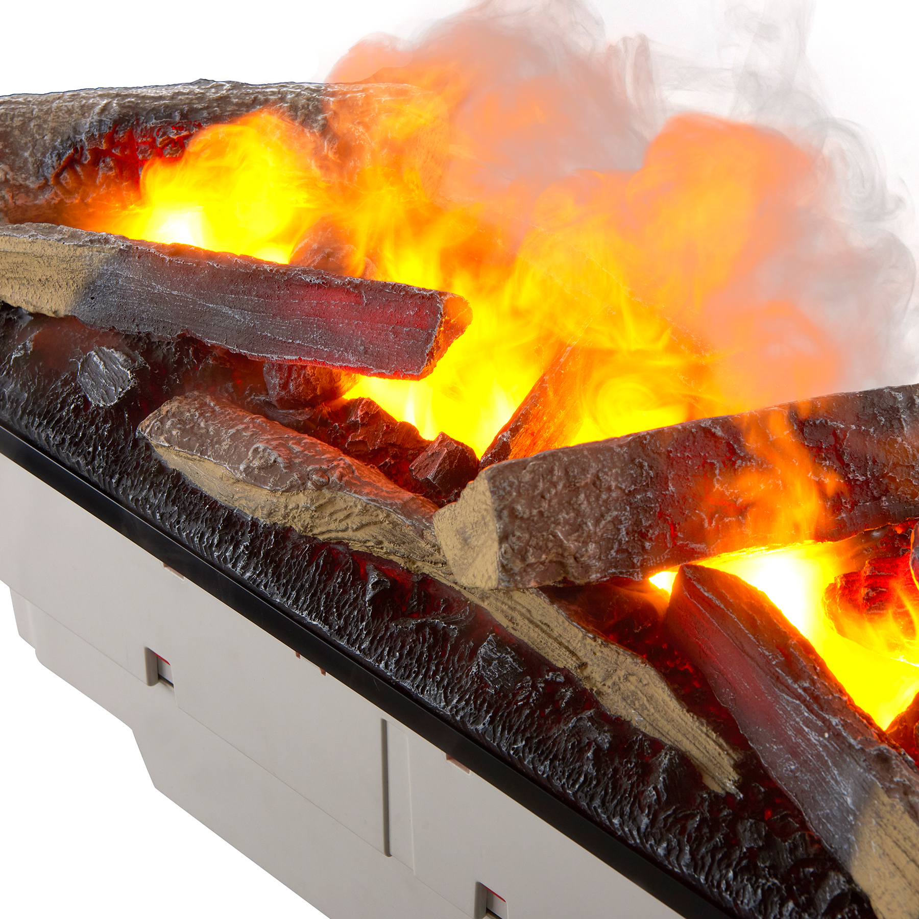 Detailaufnahme eines künstlichen Kamins mit glühenden Holzscheiten und Flammen.