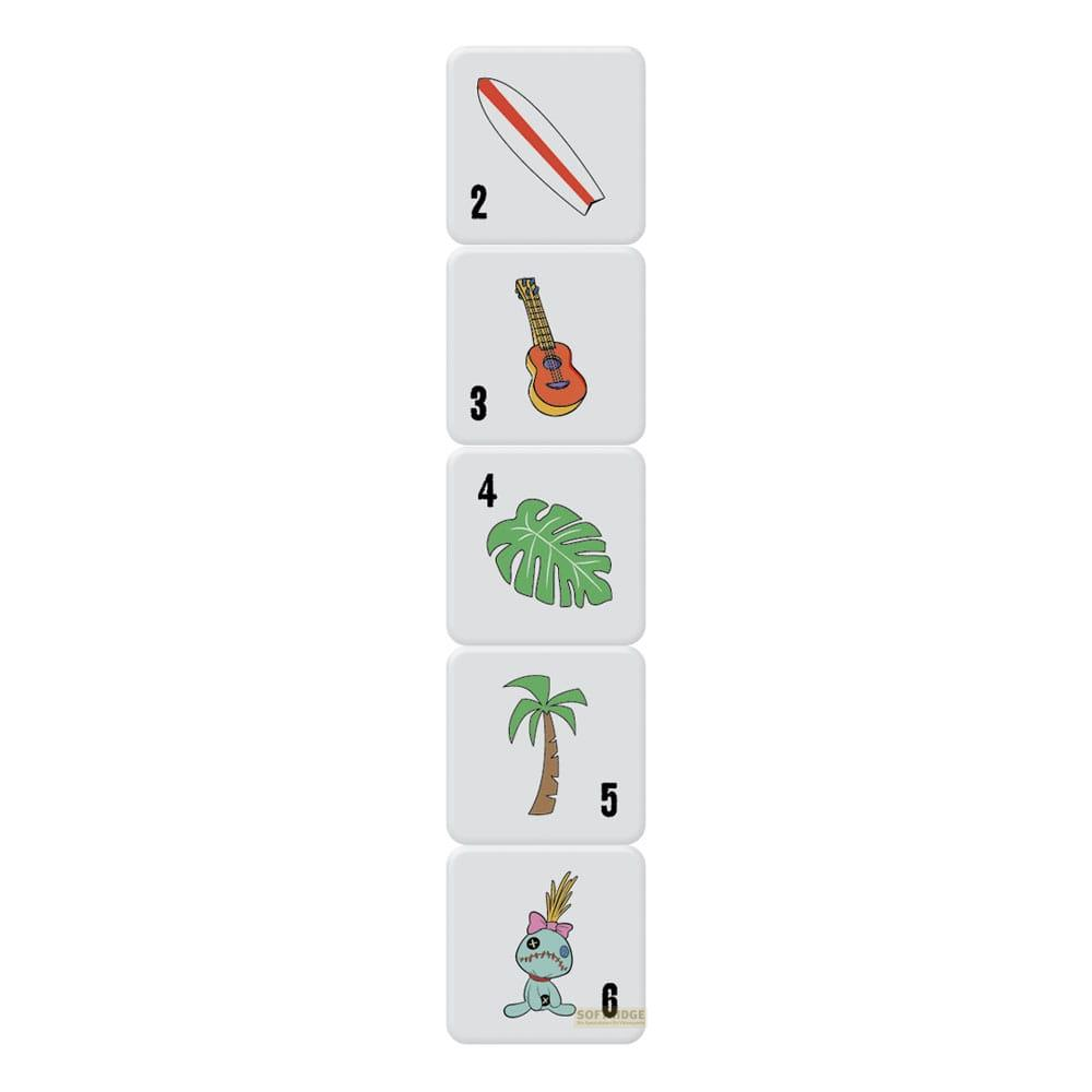 Une planche de surf, une guitare, une feuille, un palmier et une poupée.
