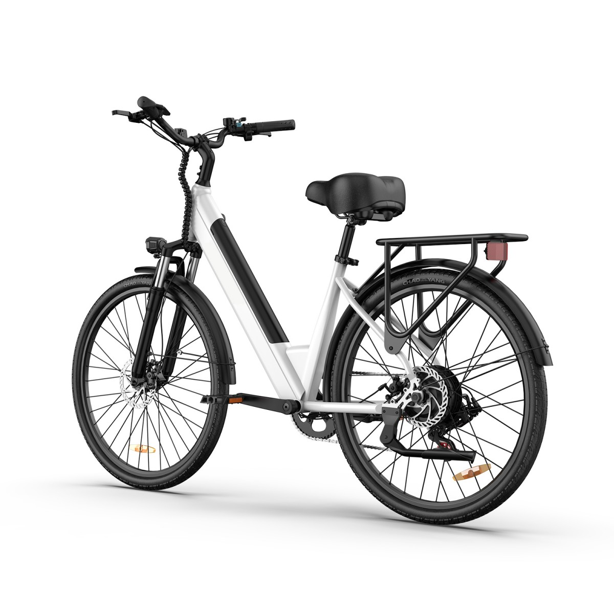 Una bicicleta eléctrica blanca con detalles negros, portaequipajes y frenos de disco.