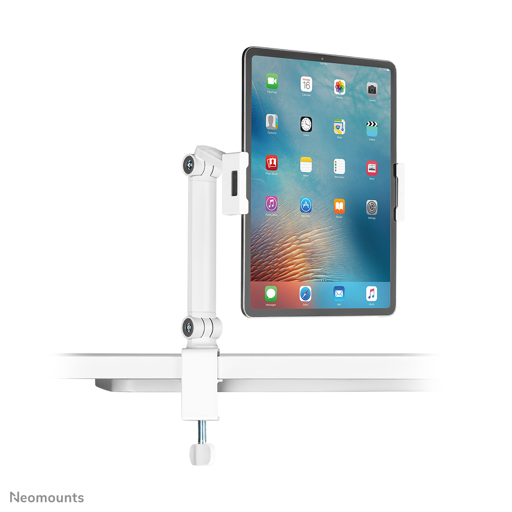 Bras réglable blanc avec pince tenant une tablette aux icônes d'applications colorées.