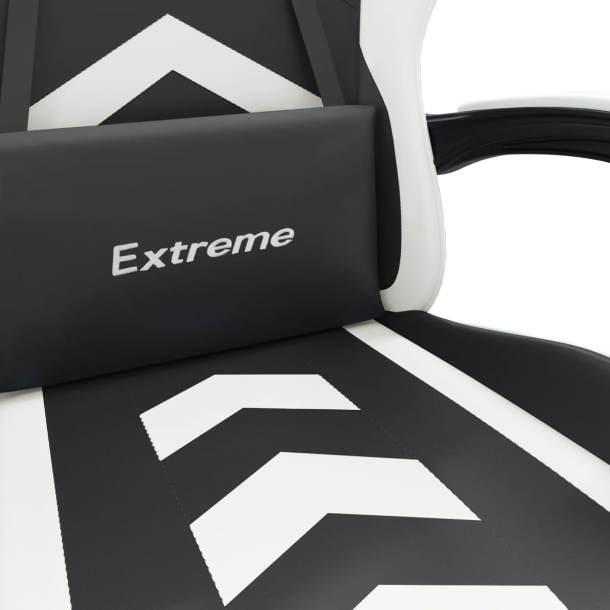 Schwarzer Stuhl mit weißem "Extreme"-Logo und Chevron-Mustern.