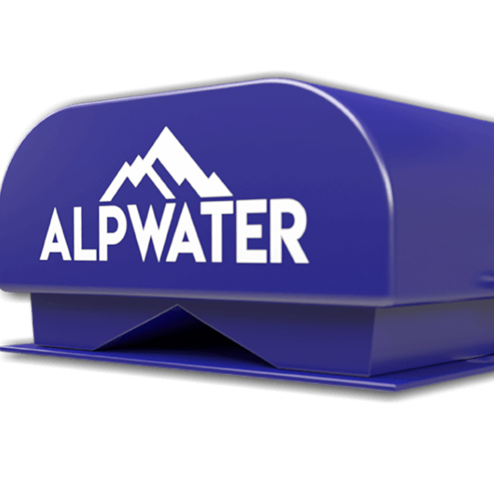 Un dispositivo blu con logo bianco e scritta ALPWATER sopra una montagna.