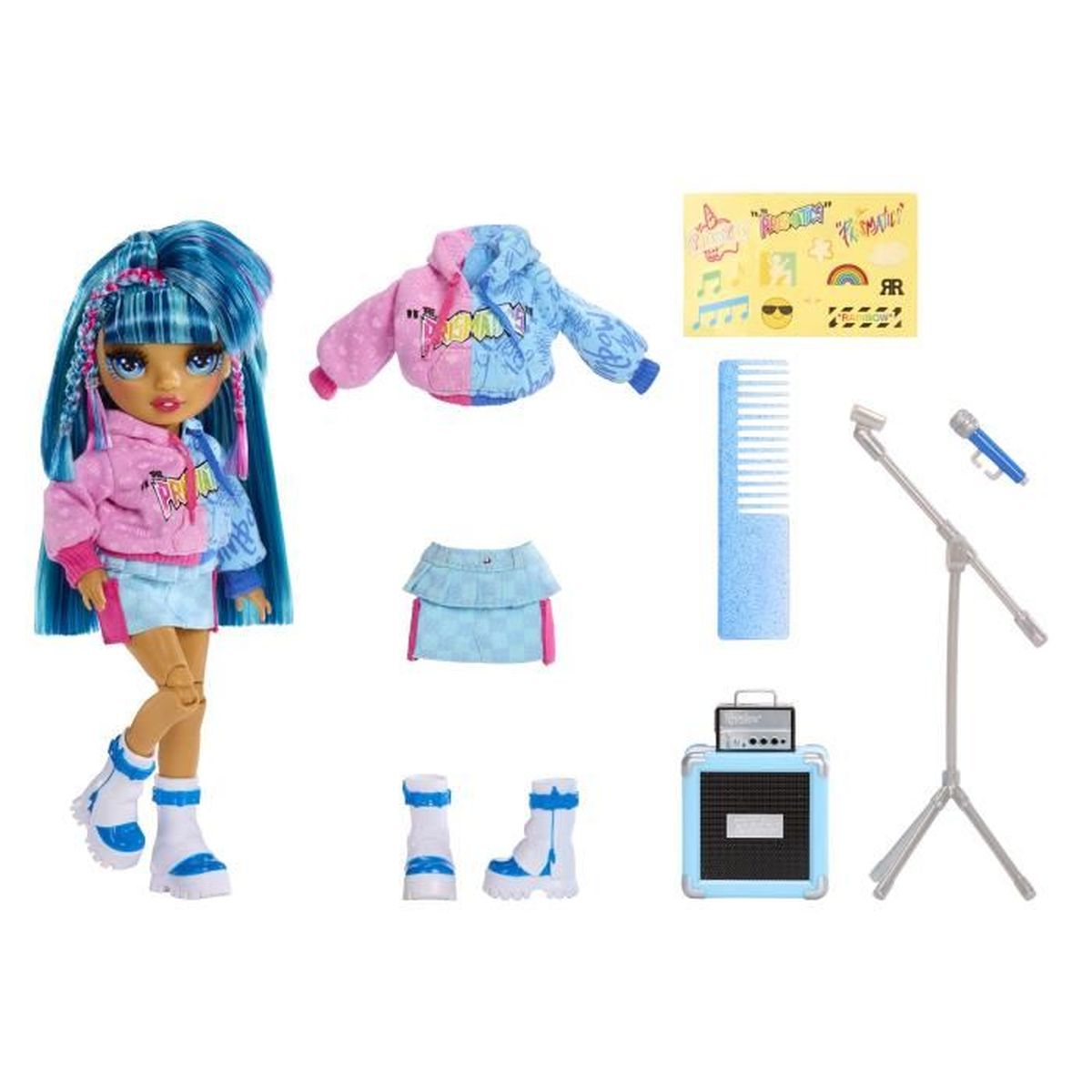 Eine Puppe mit blauen Haaren, Kleidung, Kamm, Mikrofon und Verstärker.