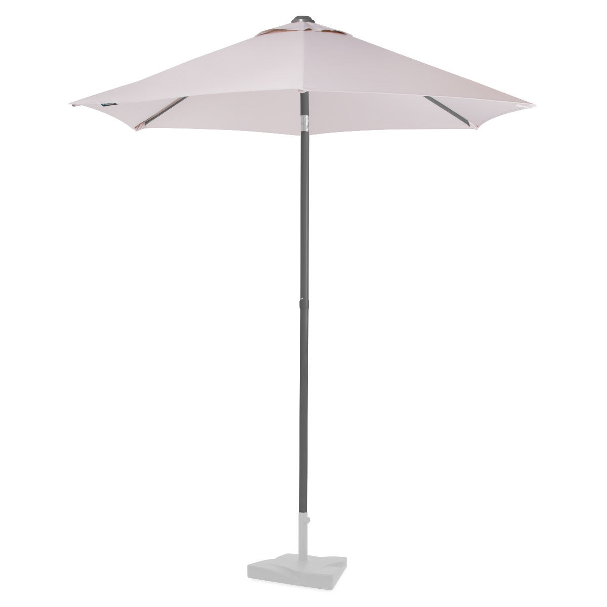 Een lichtgekleurde parasol met grijze paal en voet op witte achtergrond.