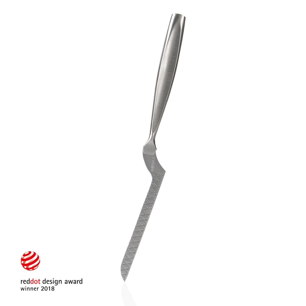 A silver cheese knife with a patterned blade and a red dot award logo below.