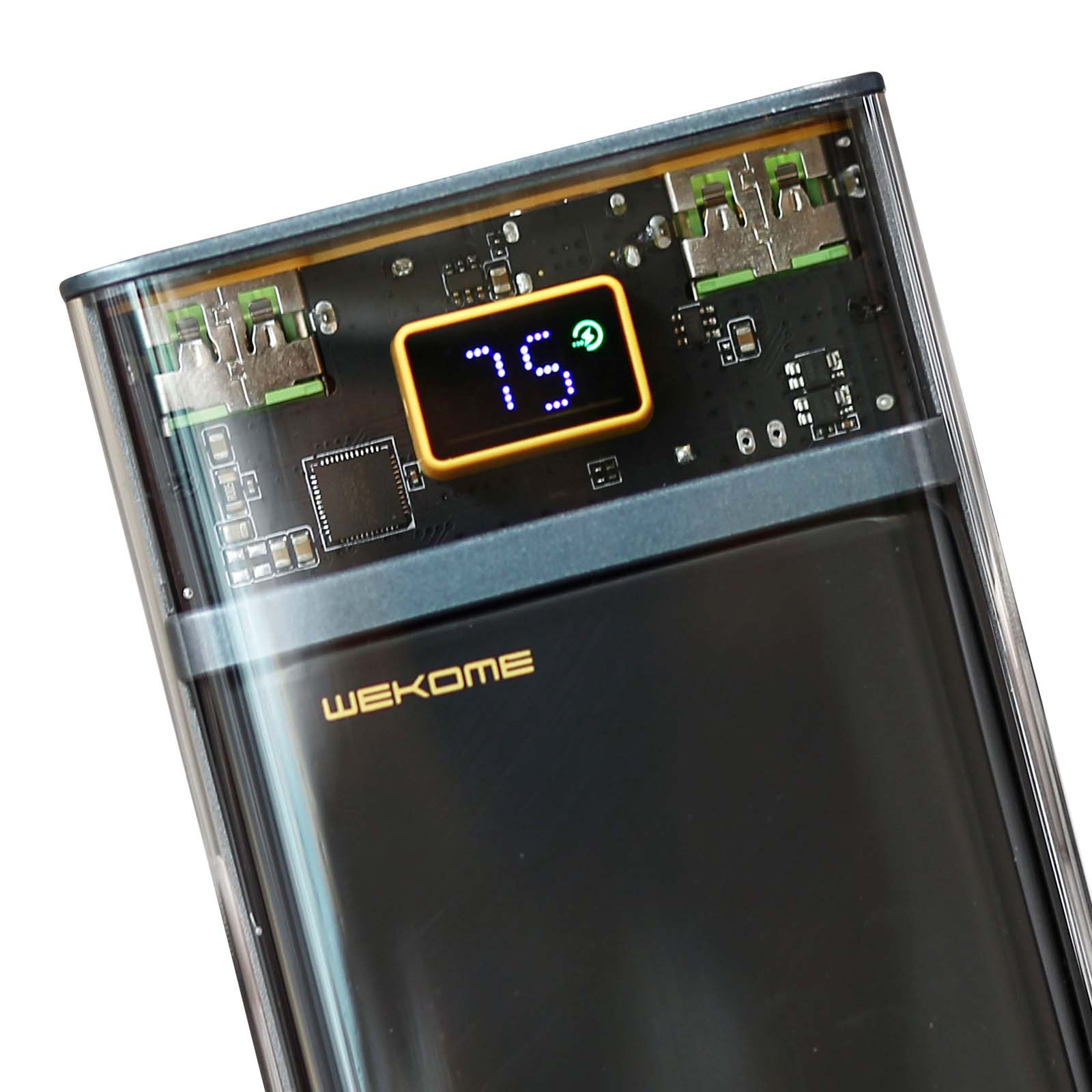 Batterie externe transparente avec écran numérique "75%" et logo "WEKOME".