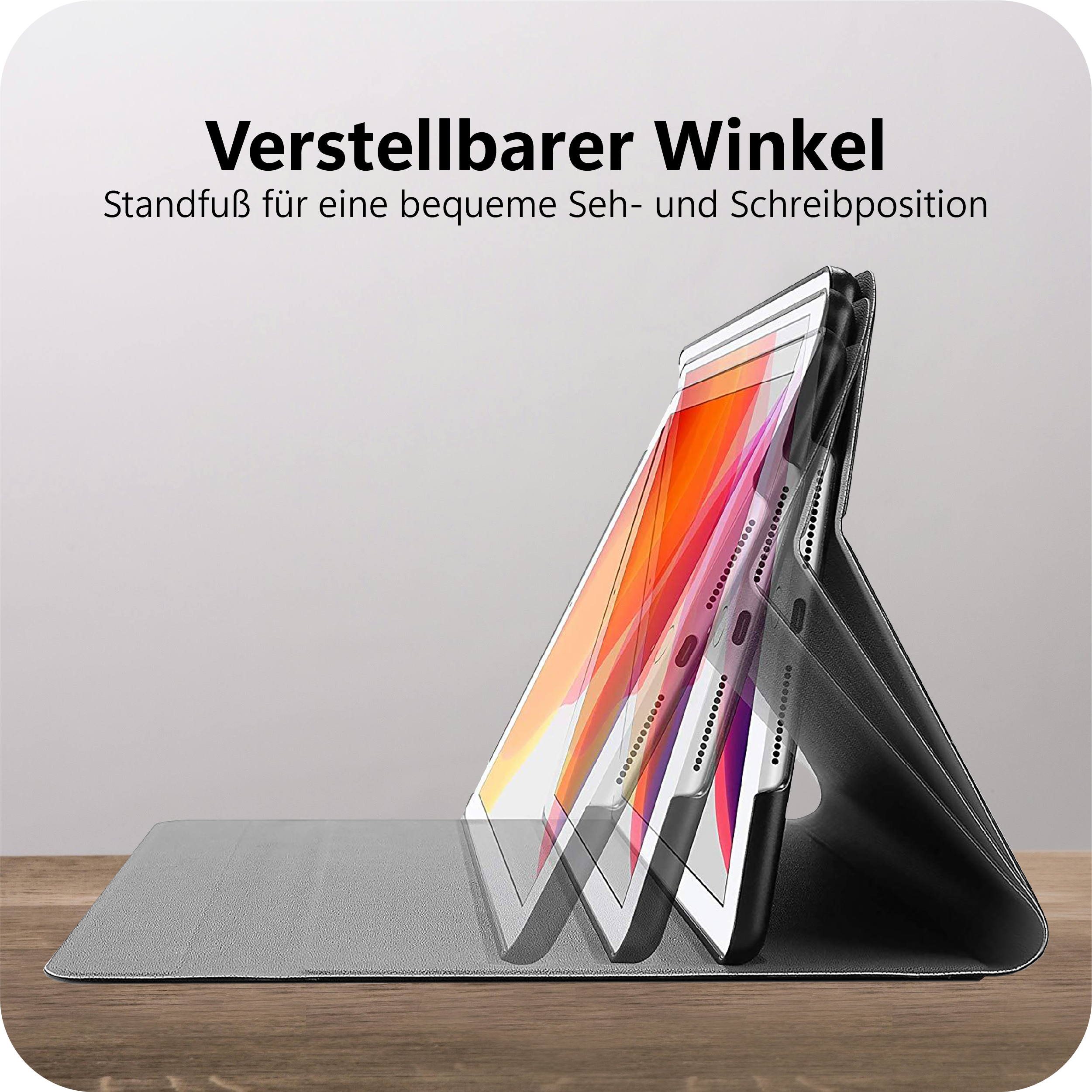 Ein Tablet in einer schwarzen Hülle, das in verschiedenen Winkeln steht.