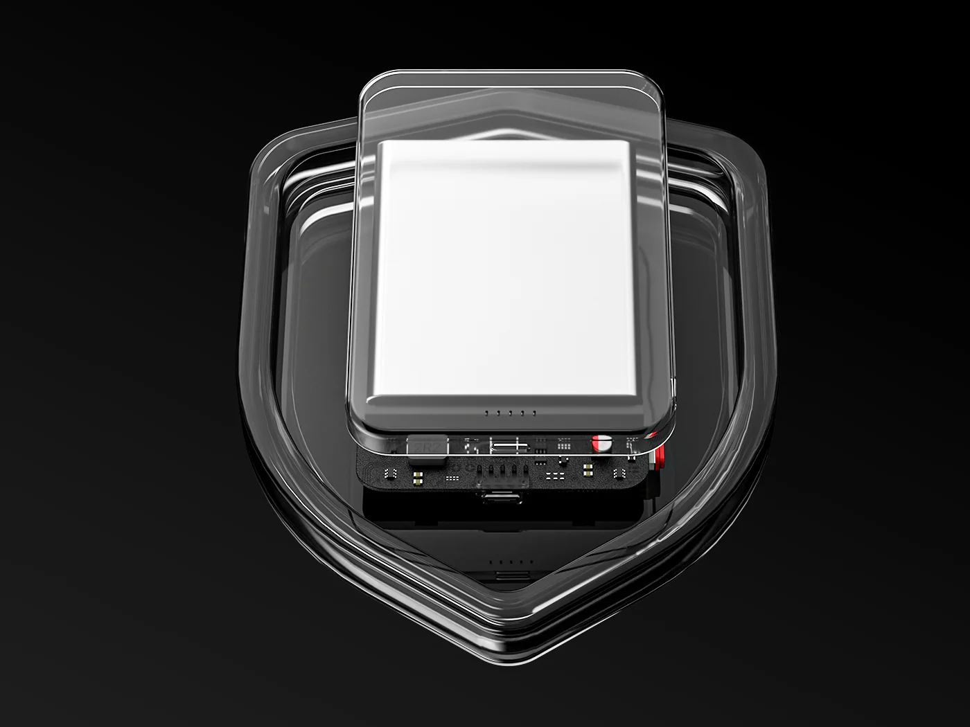 Un étui transparent protège un smartphone sur fond noir.