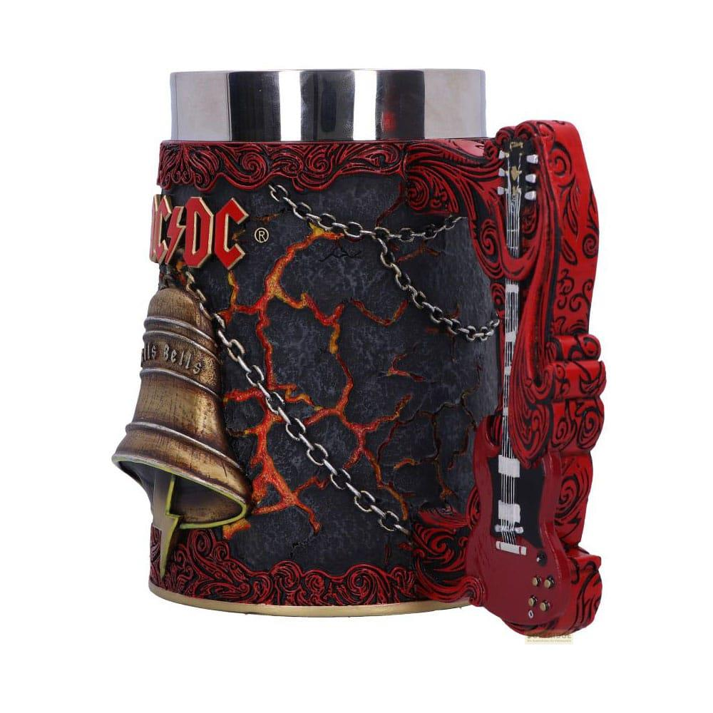 Eine Tasse mit AC/DC-Logo, Glocke und roter Gitarre, Lava-Effekt.