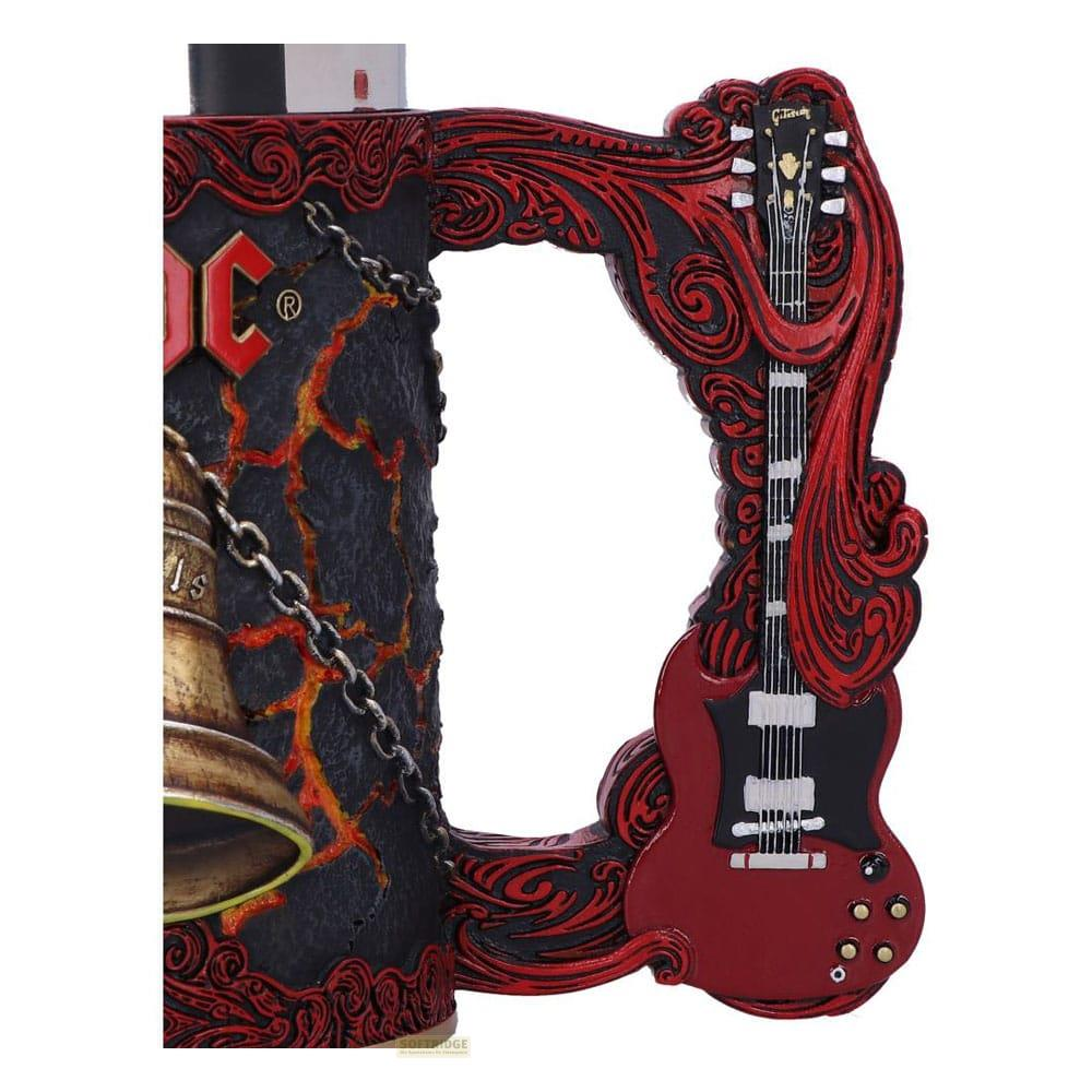 Ein roter Gitarrengriff mit AC/DC-Logo und Flammenmuster.