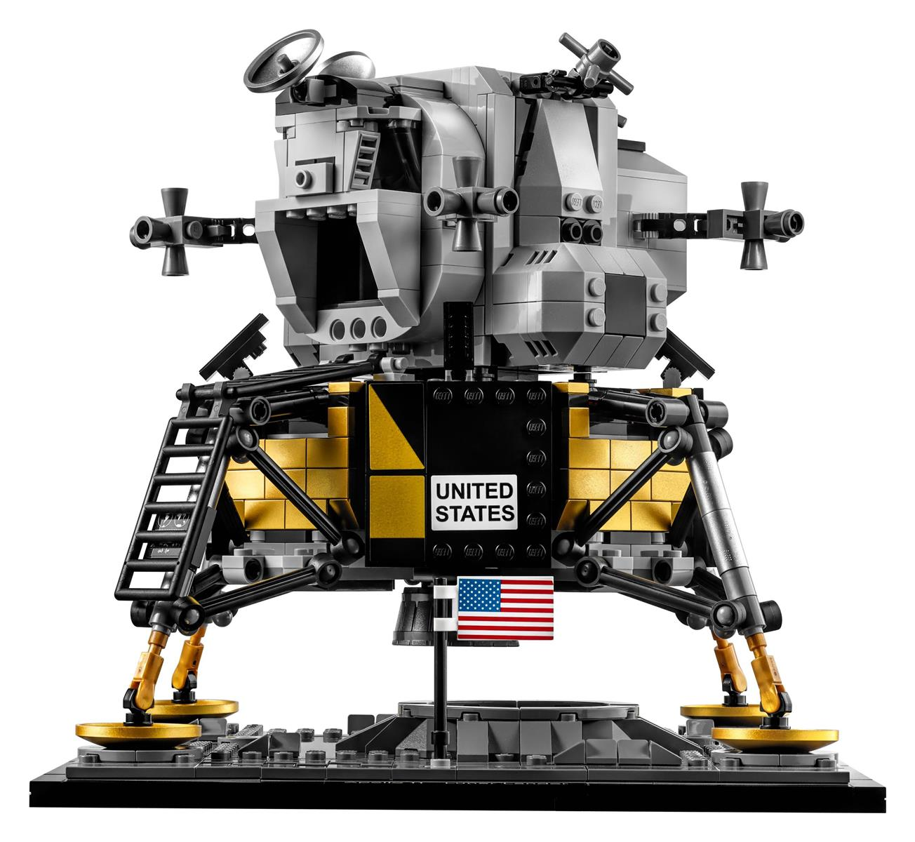 Ein Lego-Nachbau einer Mondlandefähre mit USA-Flagge und Leiter.