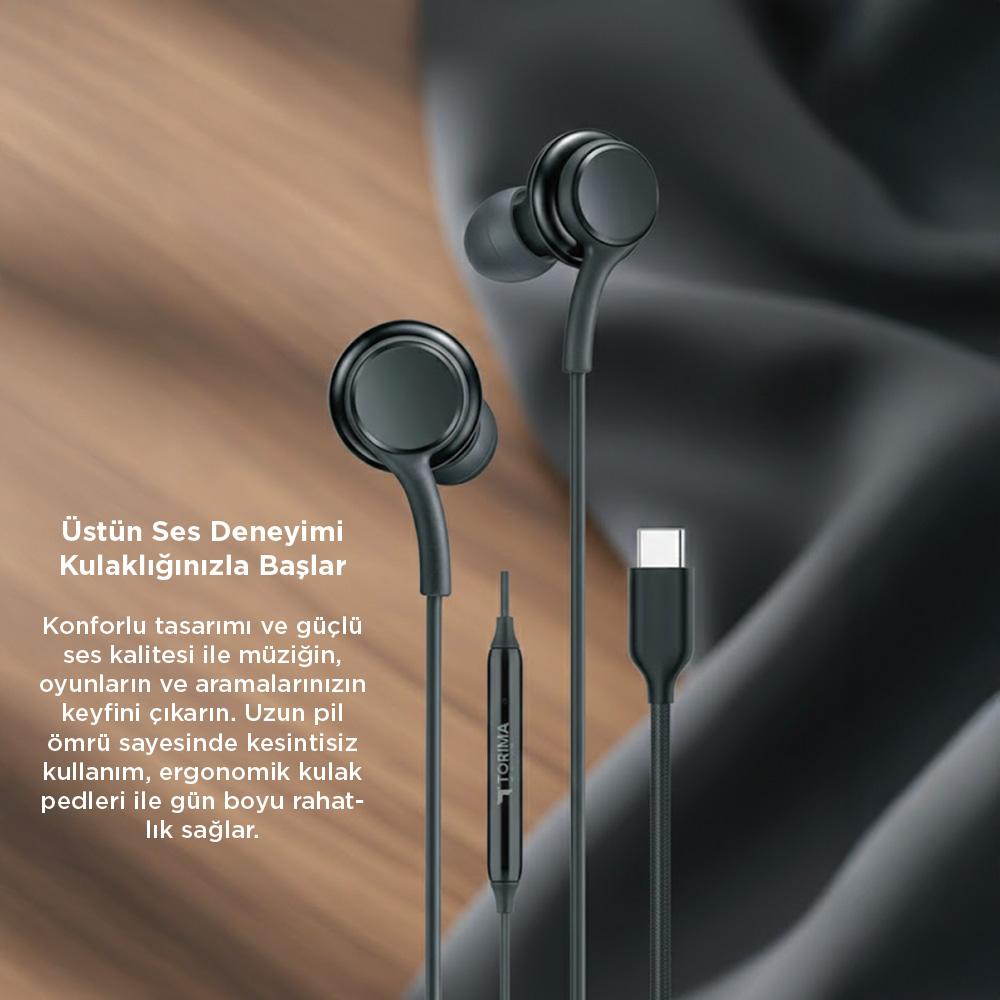 USB-C konnektörlü siyah kulak içi kulaklık, dokulu arka plan.