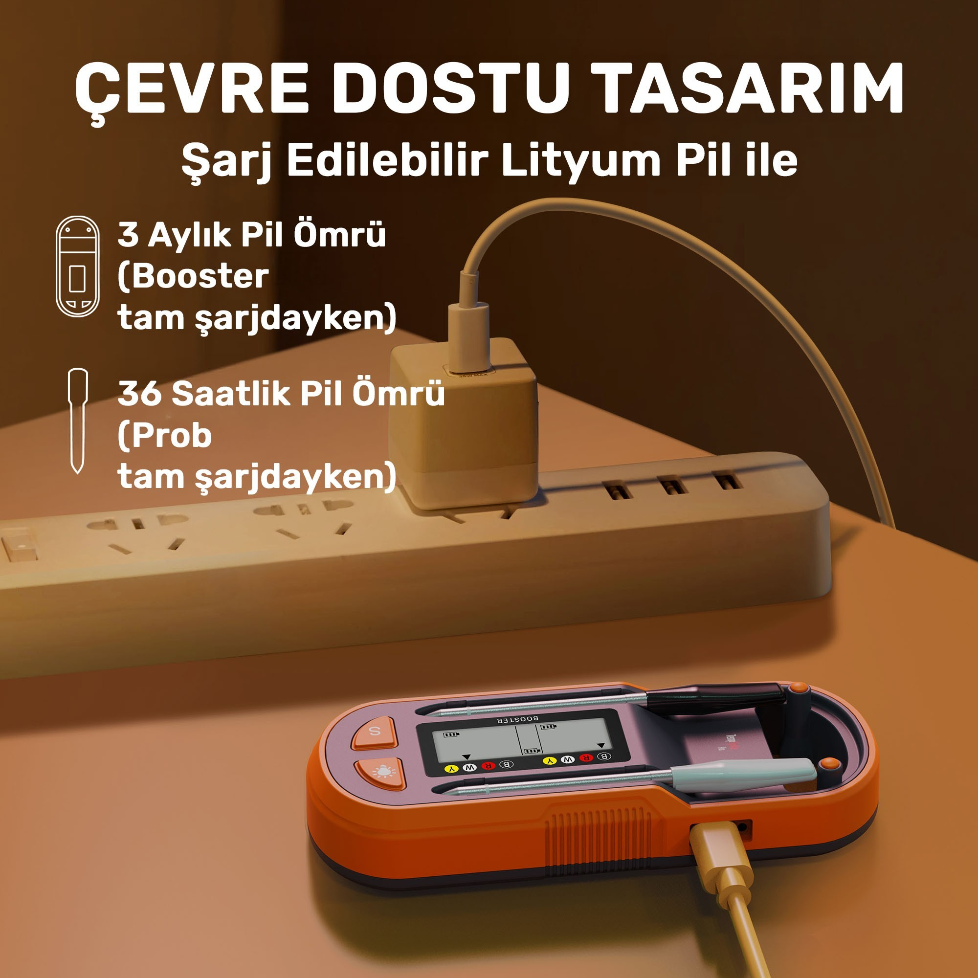 Turuncu ve siyah ölçüm cihazı, uzatma kablosu üzerinde USB kablosuyla şarj oluyor.