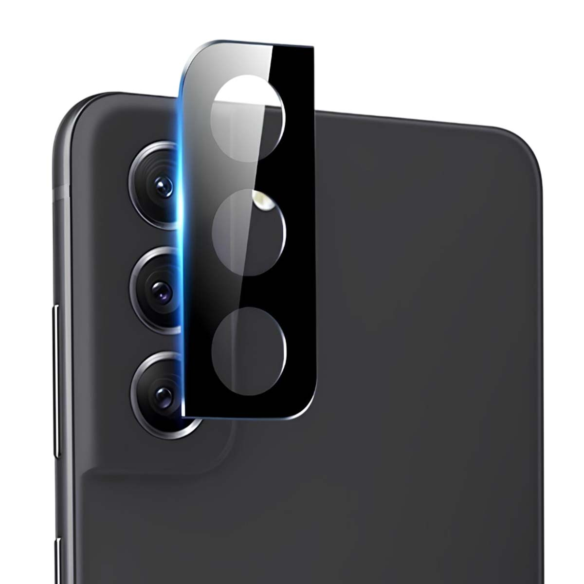 Film protecteur de lentille de caméra sur un smartphone noir.