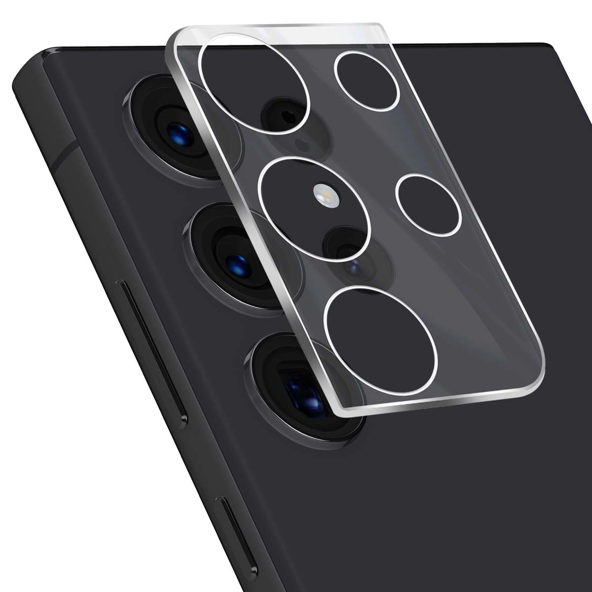 Un film protecteur transparent repose sur les objectifs d'un smartphone noir.