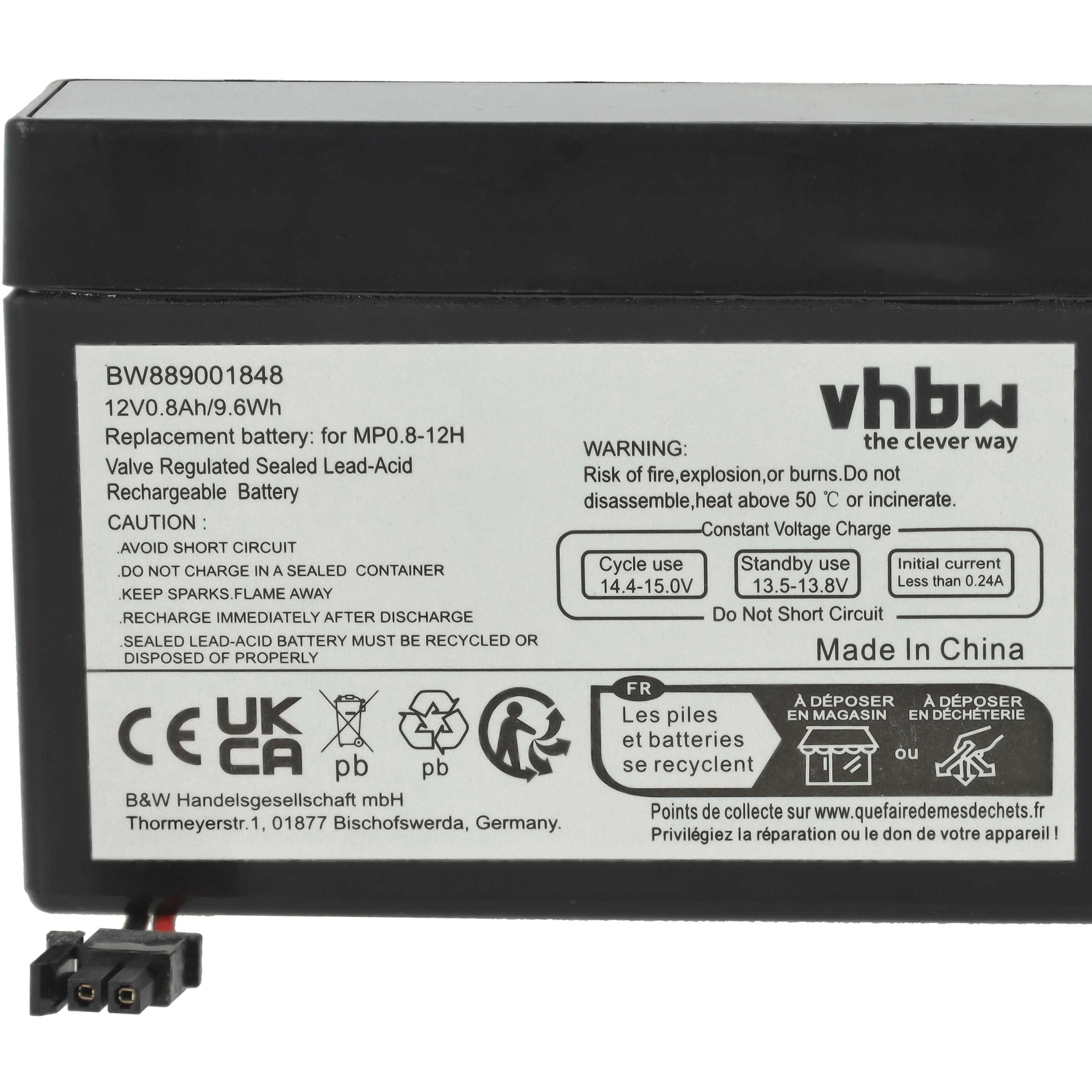 Schwarzer Blei-Säure-Akku mit Etikett und Anschlüssen. Made in China.