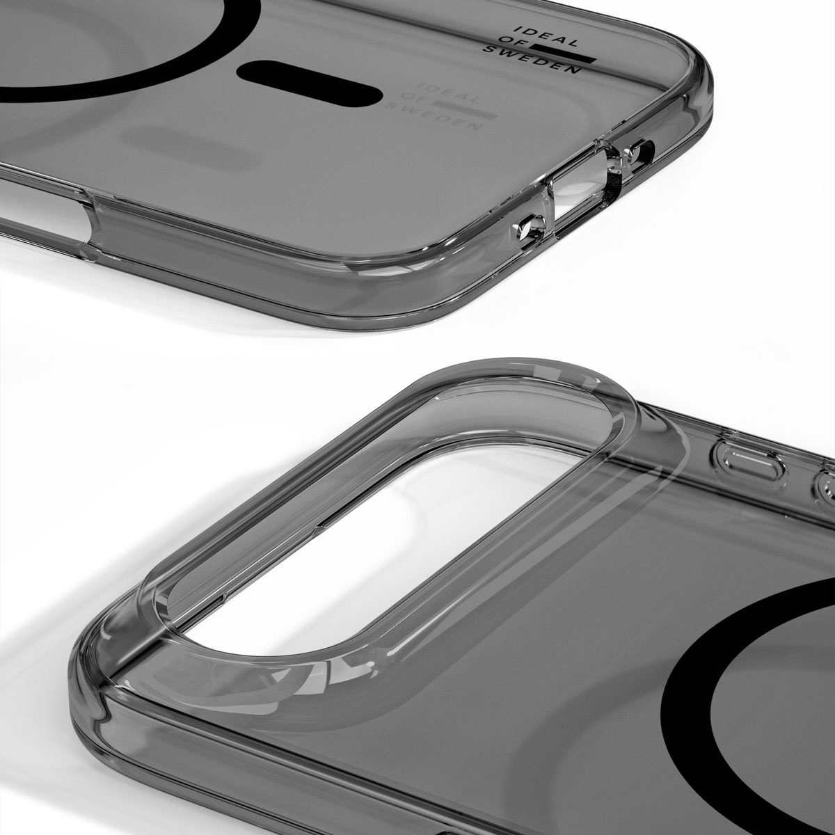 Zwei transparente graue Handyhüllen mit schwarzen Ringen und Schriftzug.