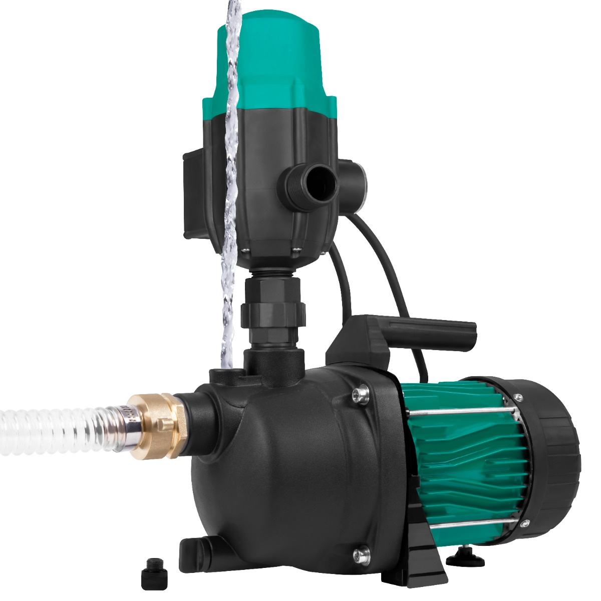 Zwarte waterpomp met groene ventilatorbehuizing en waterstraal.