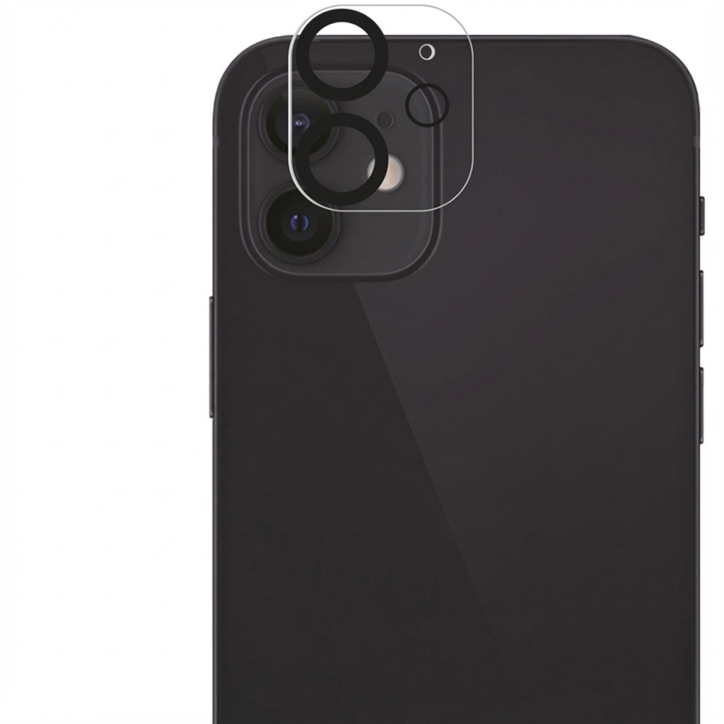 Zwarte smartphone met een doorzichtige cameralensbeschermer die drie lenzen bedekt.