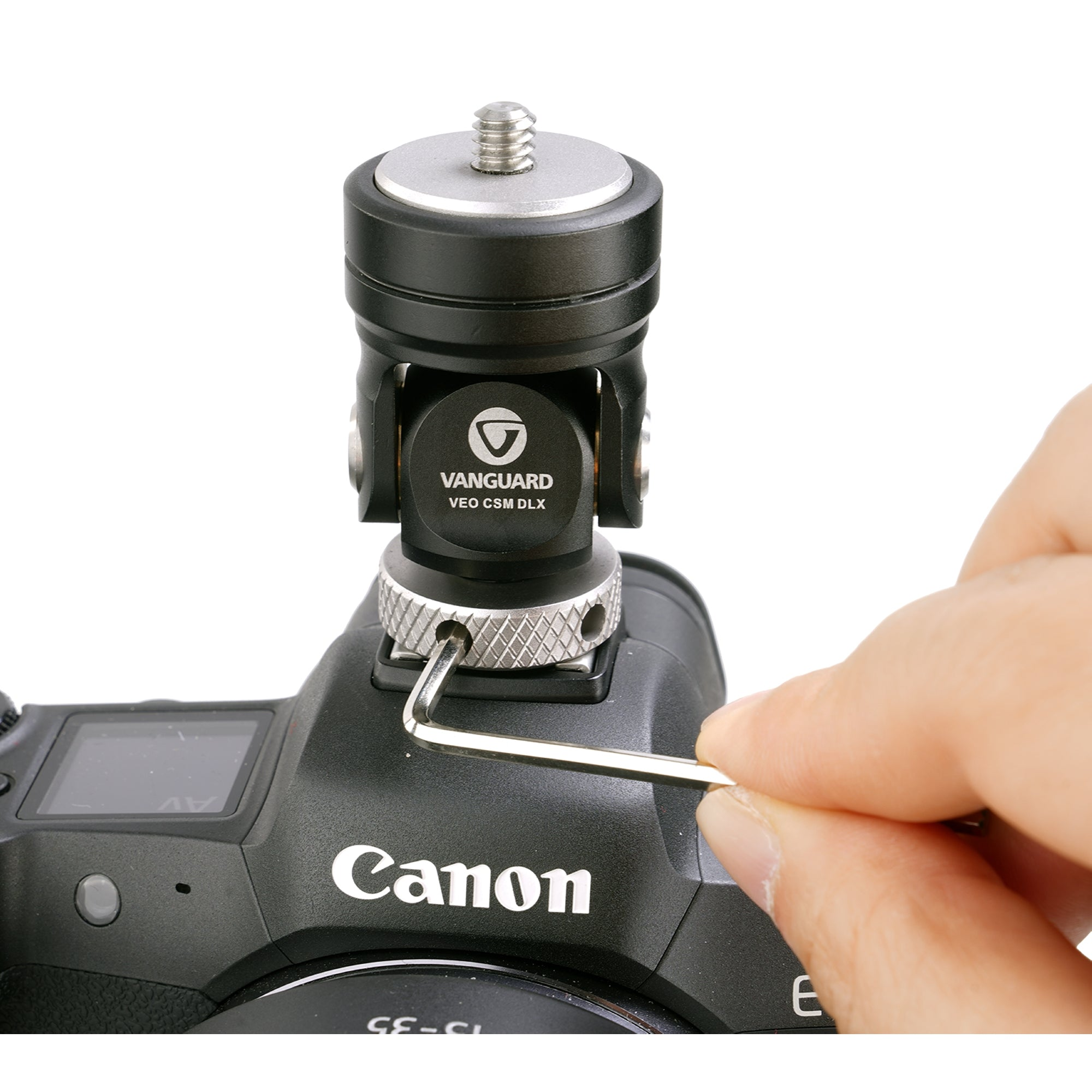 Se usa una llave Allen para fijar un soporte de cámara a una cámara Canon.