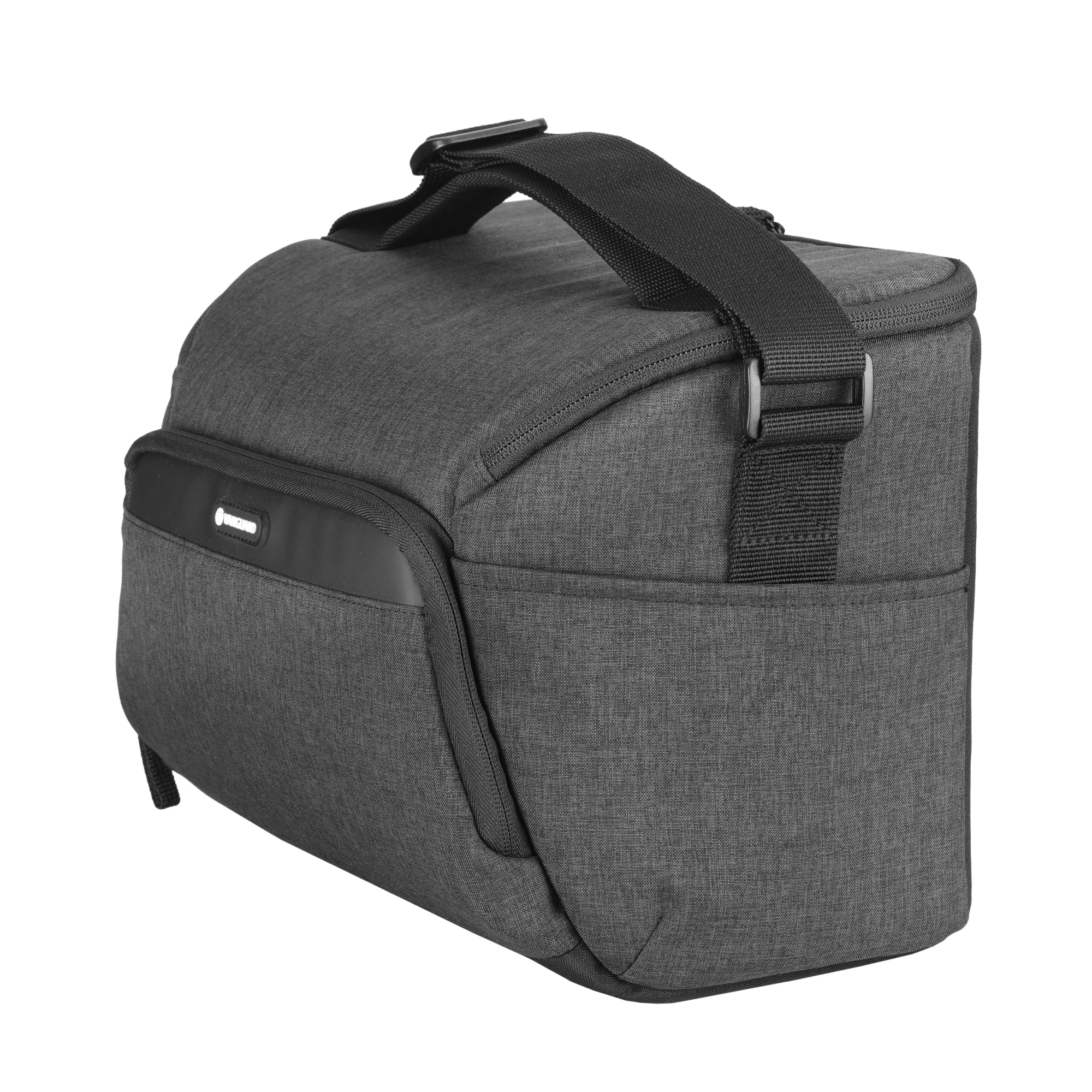 Una bolsa de cámara gris con asa y correa negras.