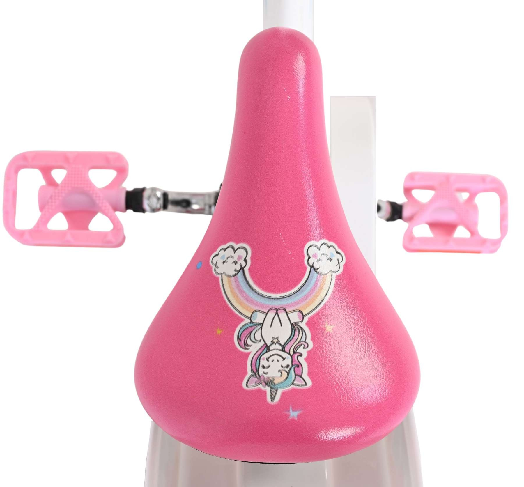 Rosa Fahrradsattel mit Einhorn- und Regenbogenaufkleber, pinke Pedale.