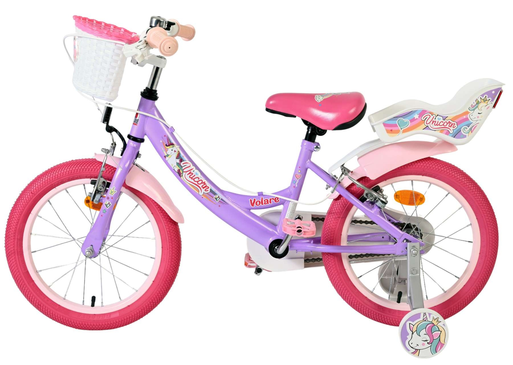 Ein lila Kinderfahrrad mit rosa Rädern und einem rosa Korb.