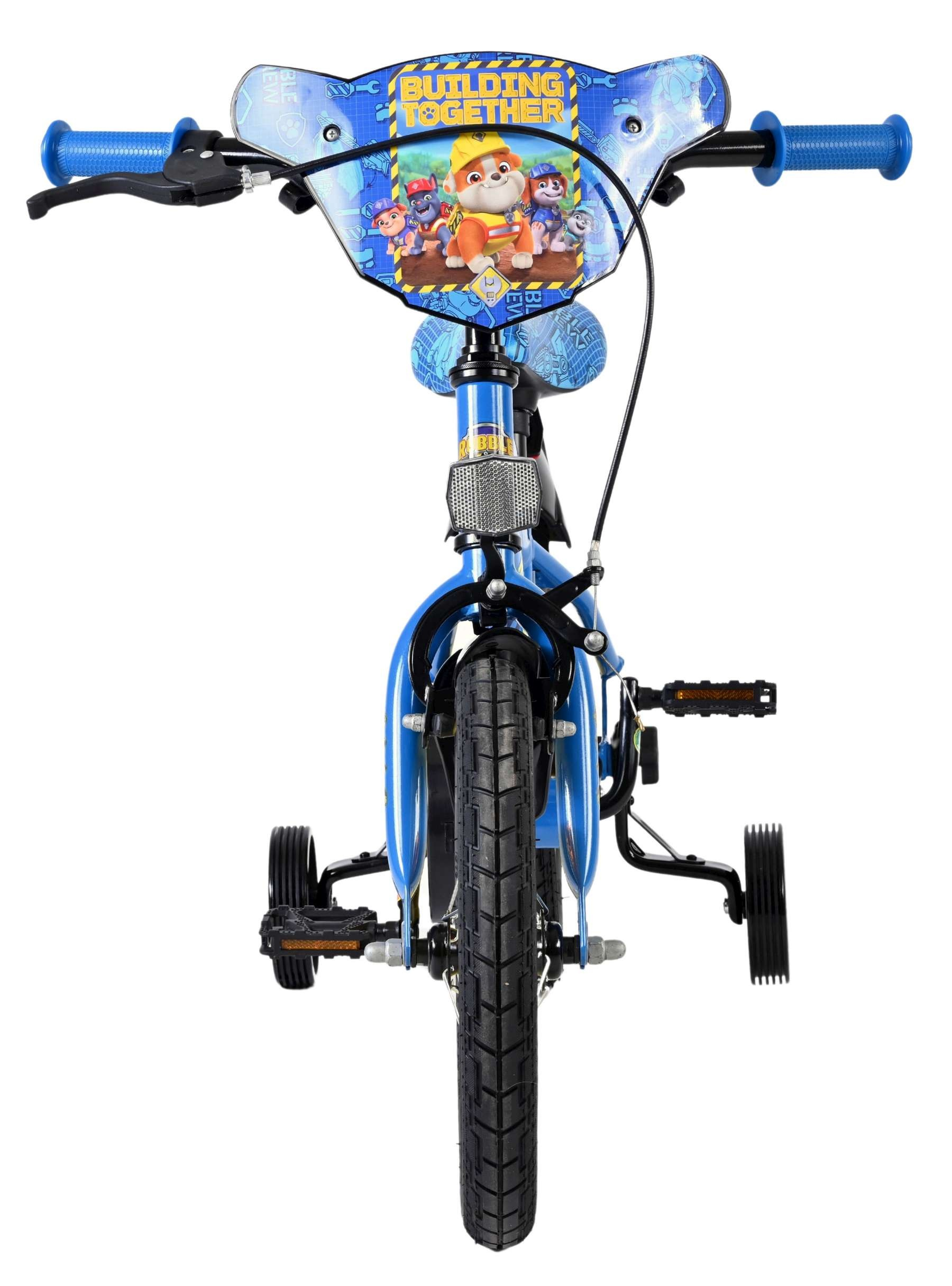 Blaues Kinderfahrrad mit Paw Patrol-Motiv und Stützrädern.
