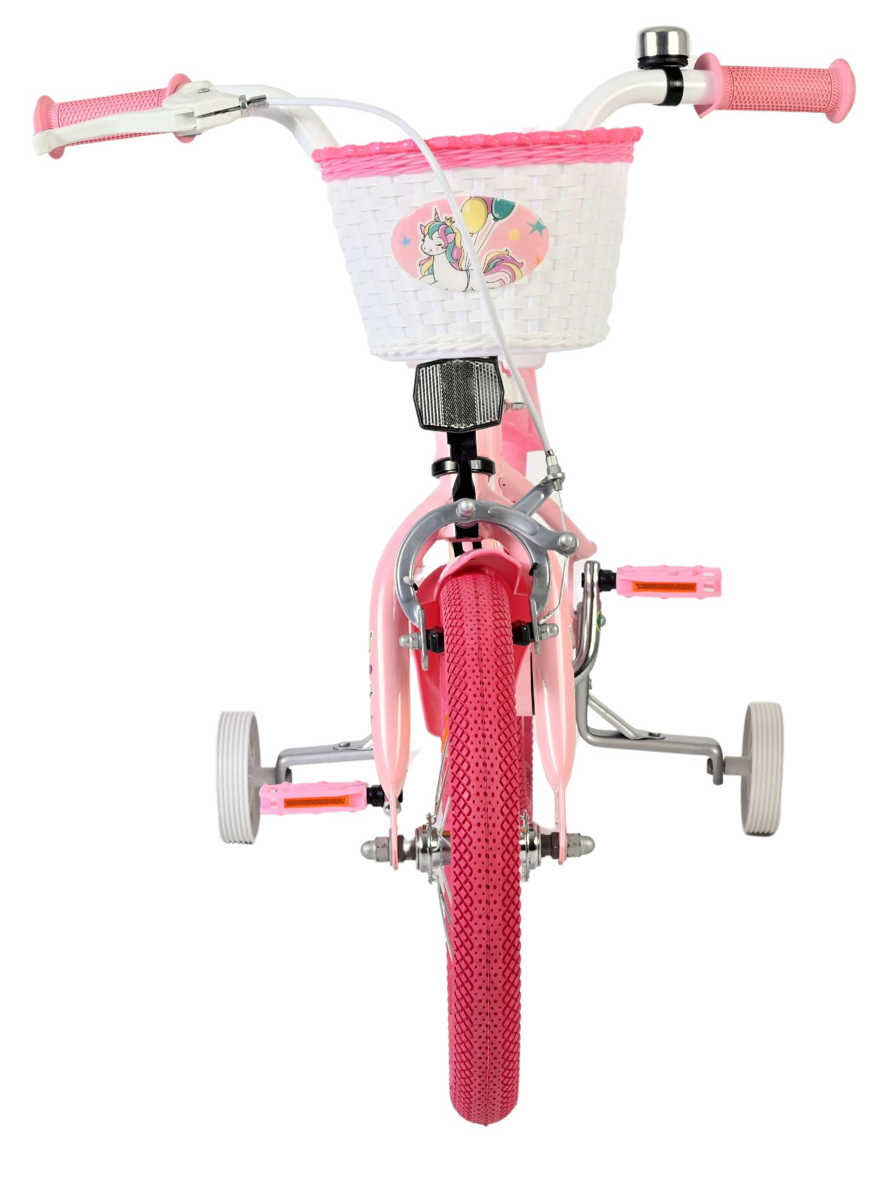 Ein rosa Kinderfahrrad mit Stützrädern, weißem Korb und Einhorn-Aufkleber.